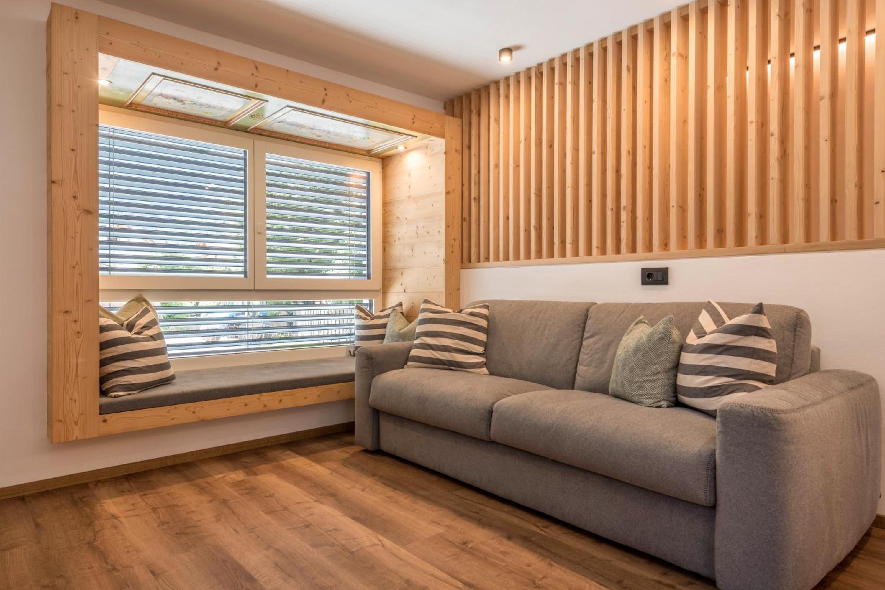 Two-Bedroom Apartment with Mountain View