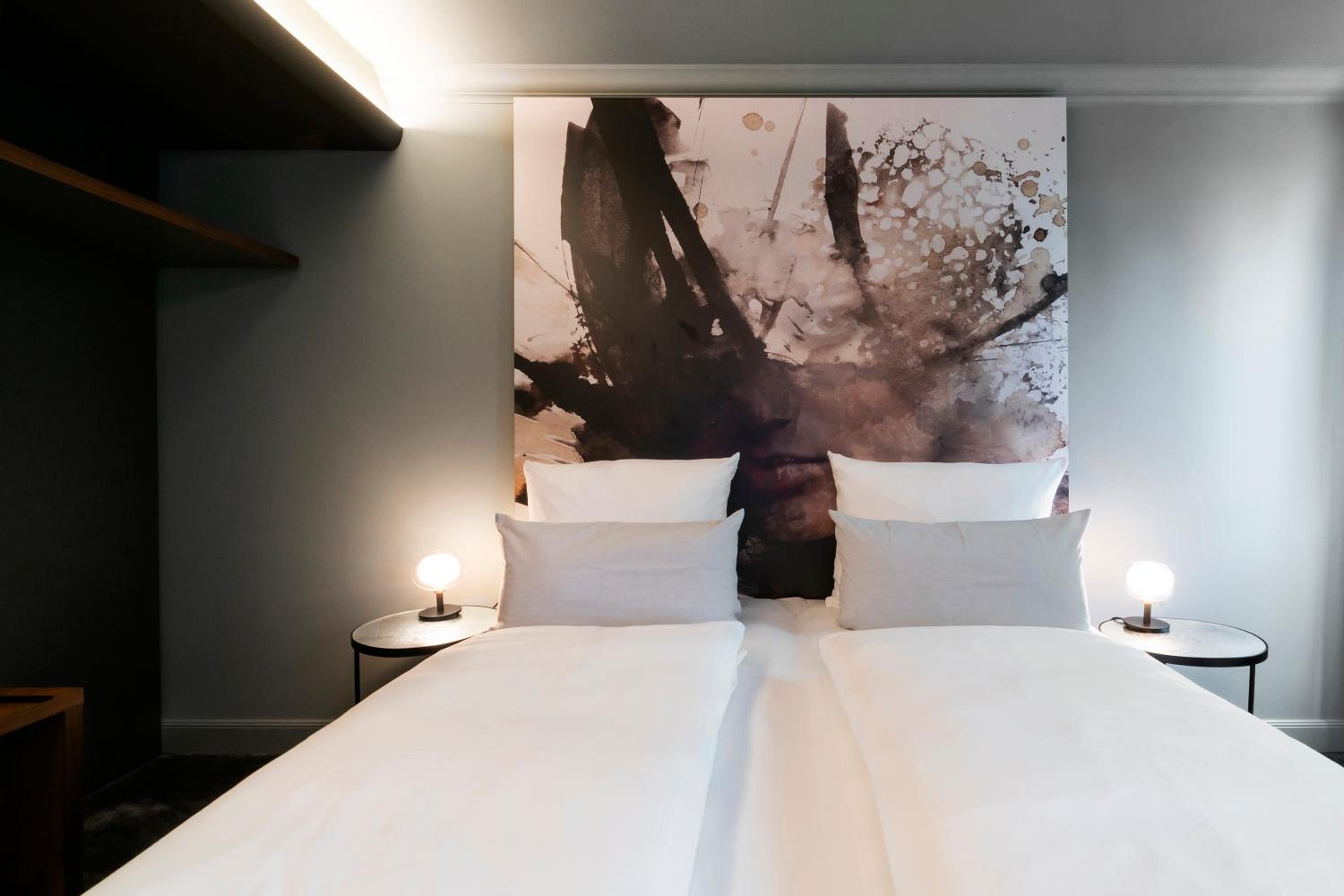 Double Room - Photo 3
