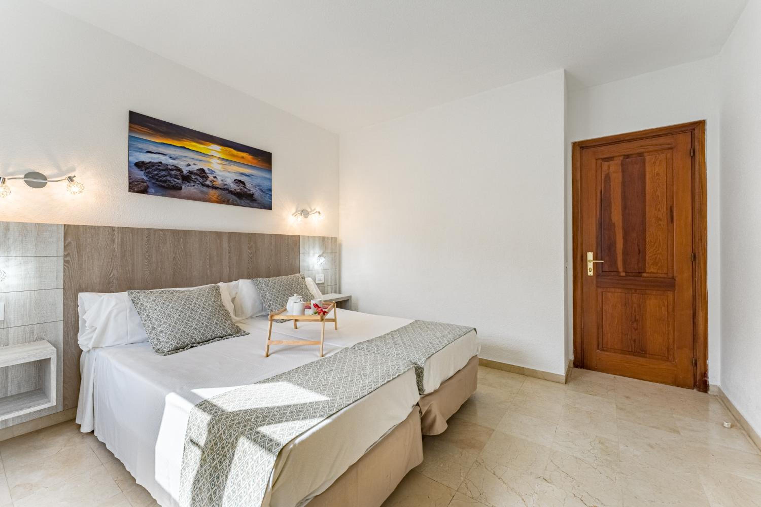 Two-Bedroom Apartment - Photo 9