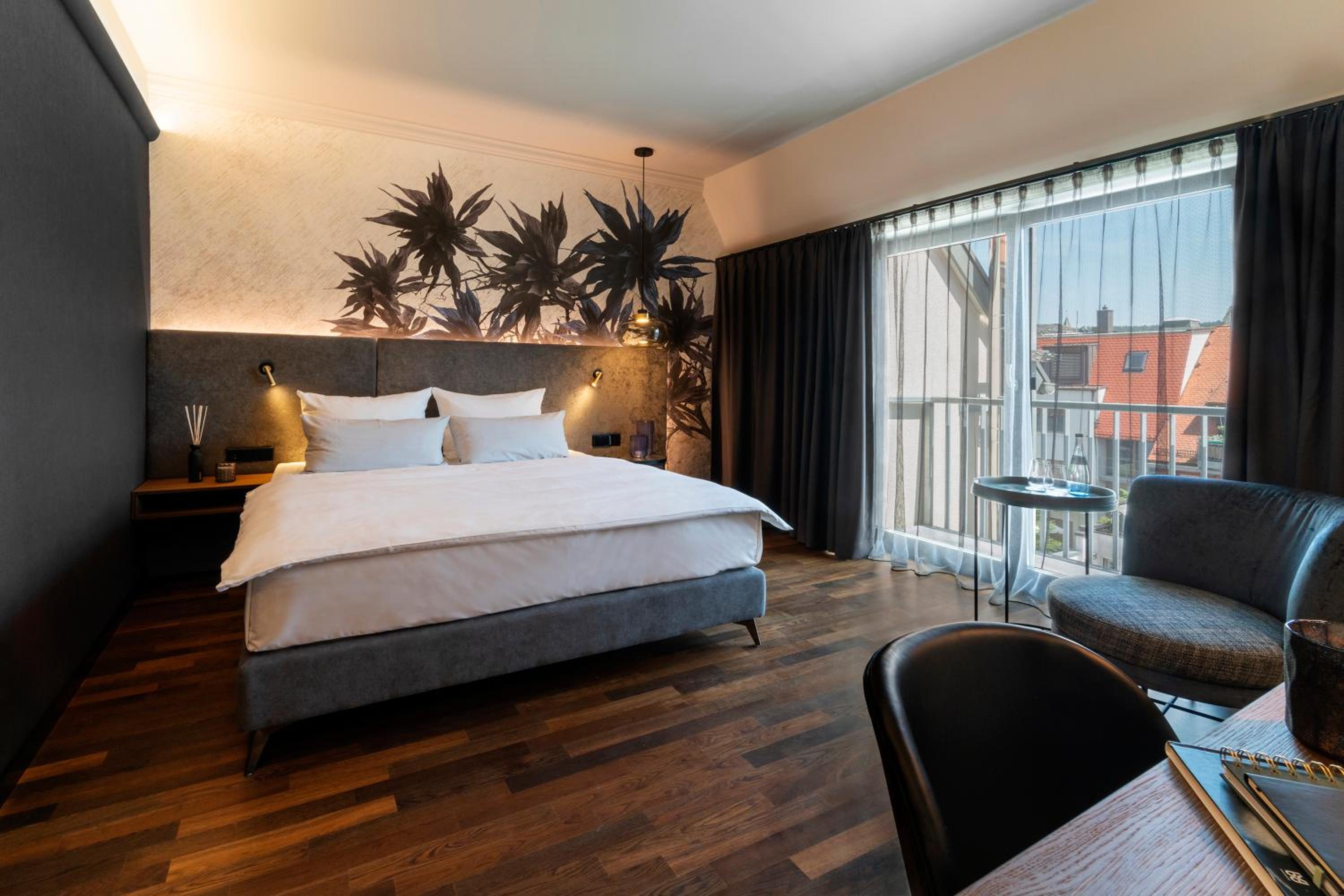 Deluxe Double Room - Photo 1