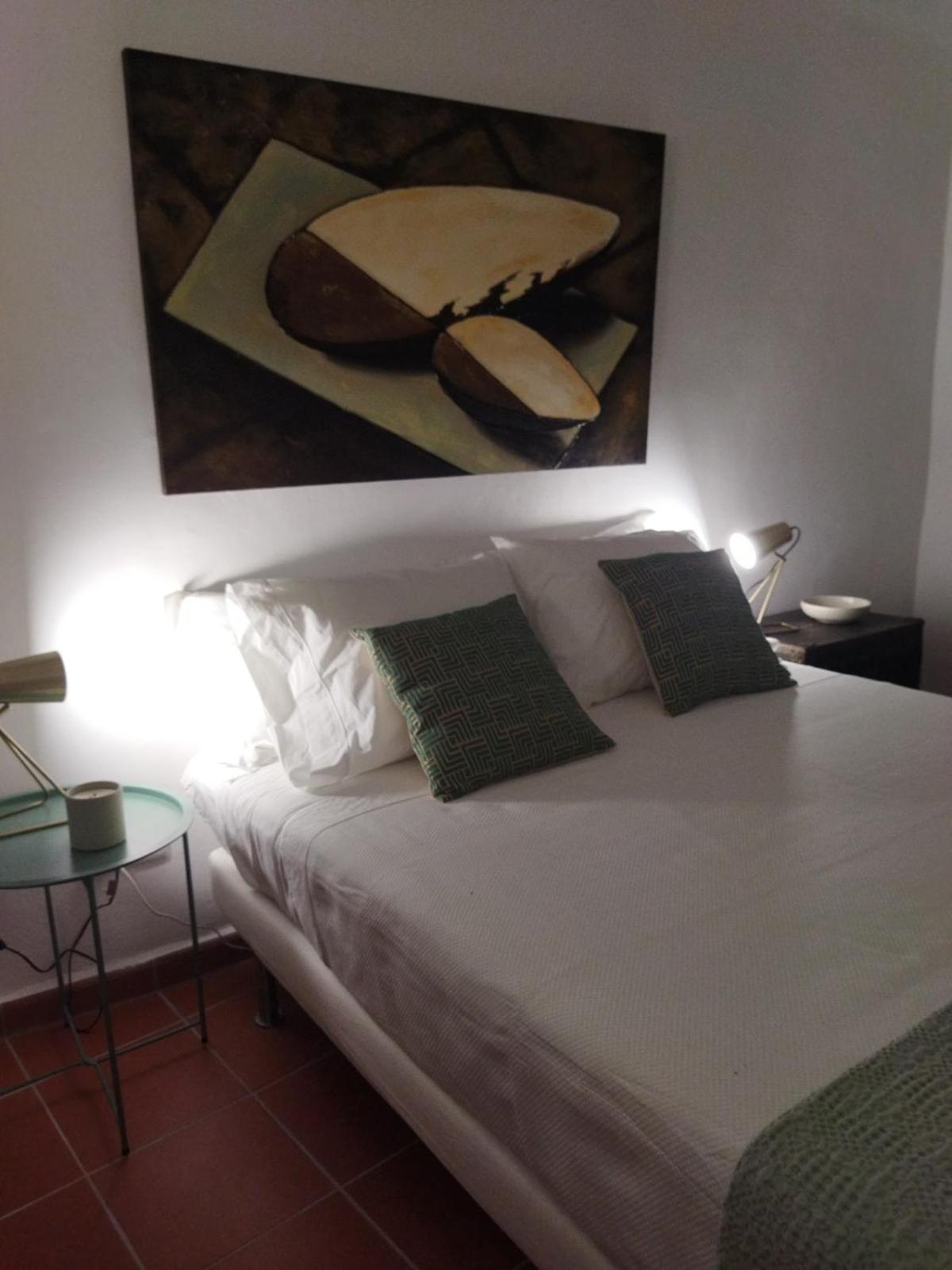 One-Bedroom Apartment - Photo 21