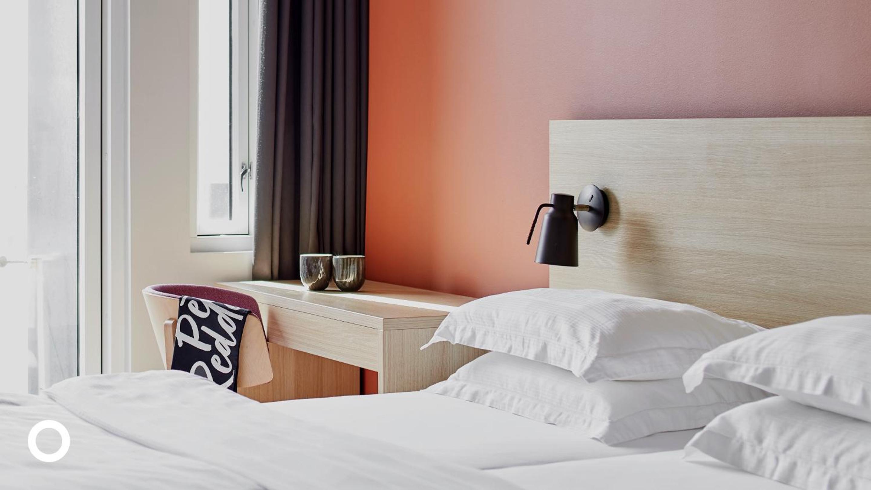 Deluxe Double or Twin Room photo 2