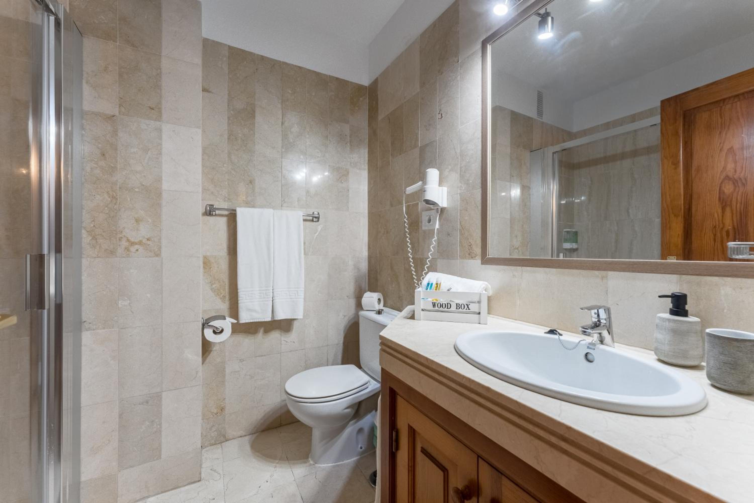 One-Bedroom Apartment - Photo 4