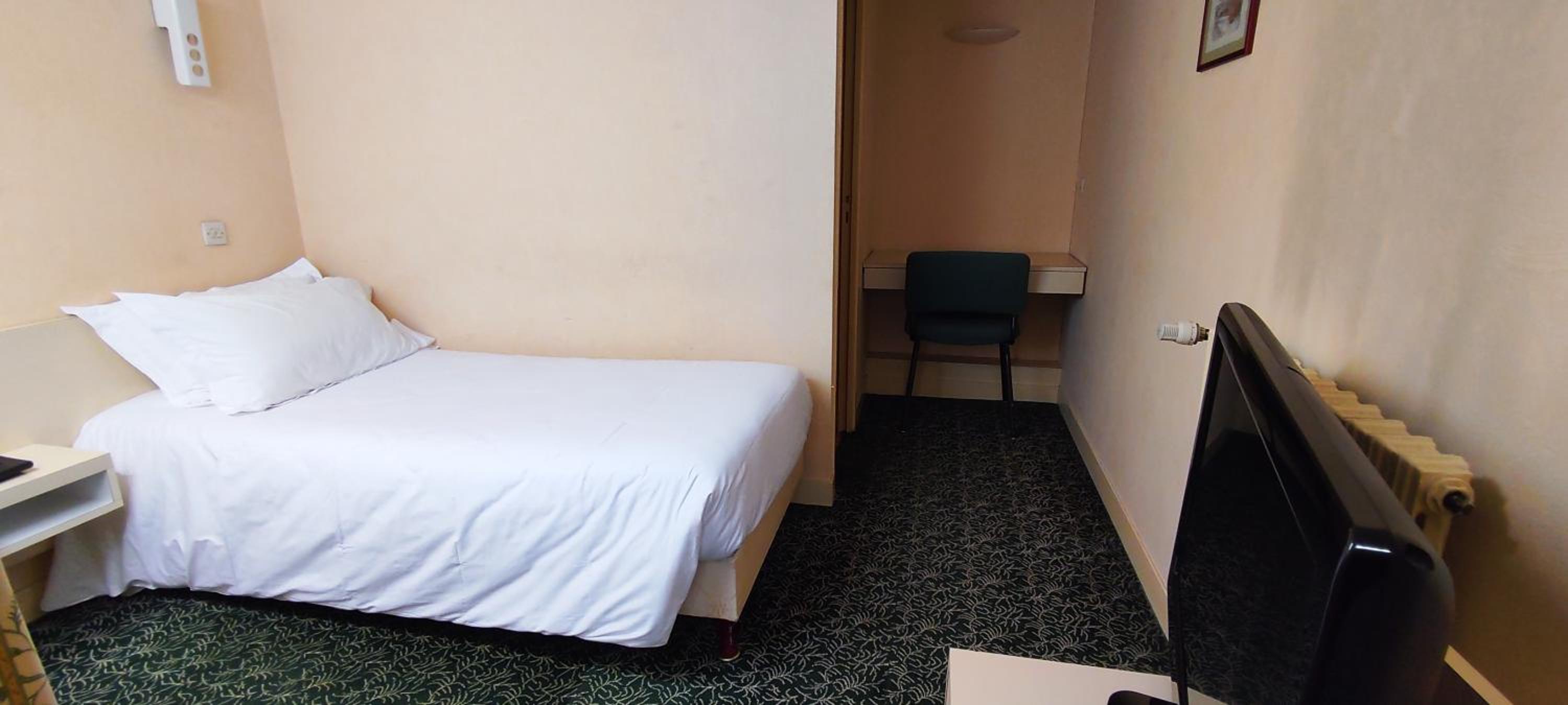 Single Room photo 3