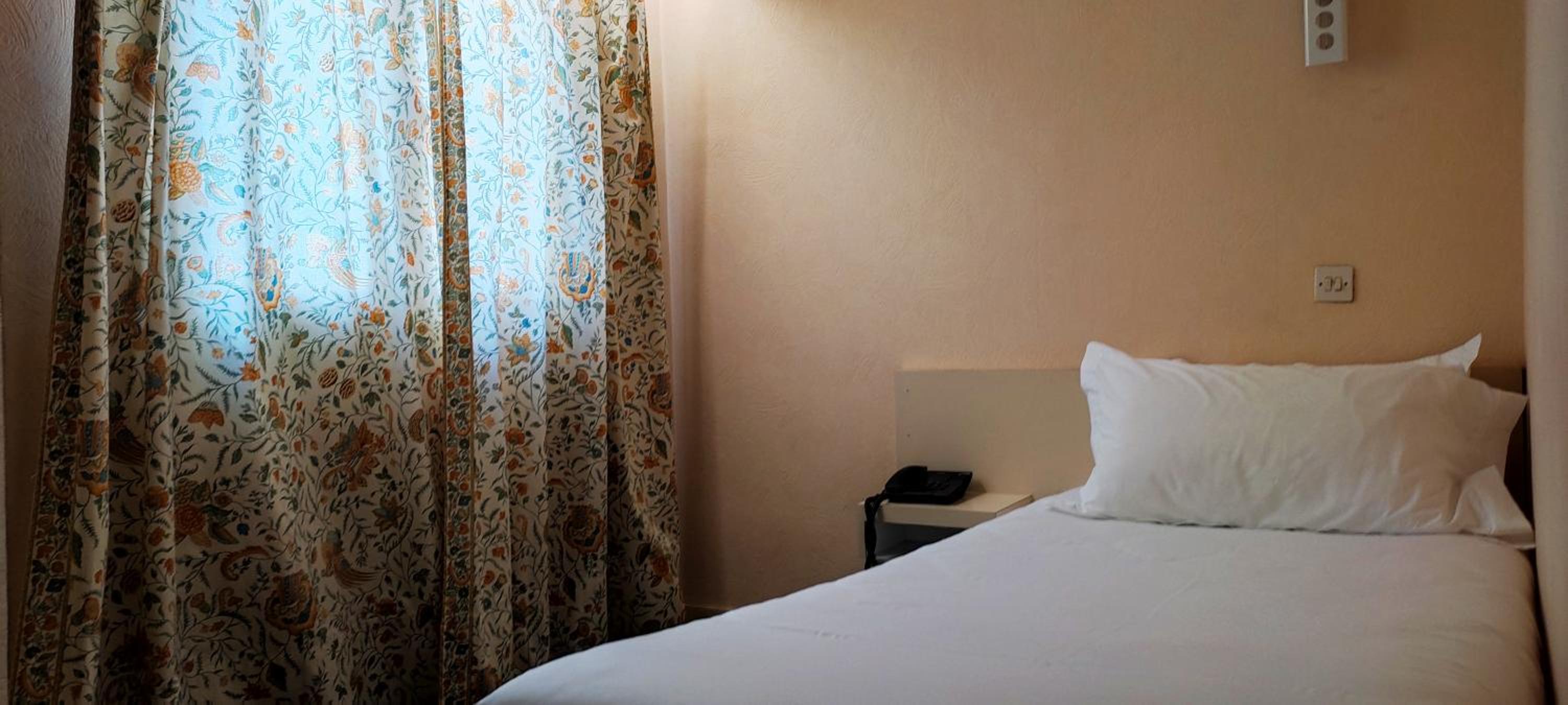 Single Room photo 2