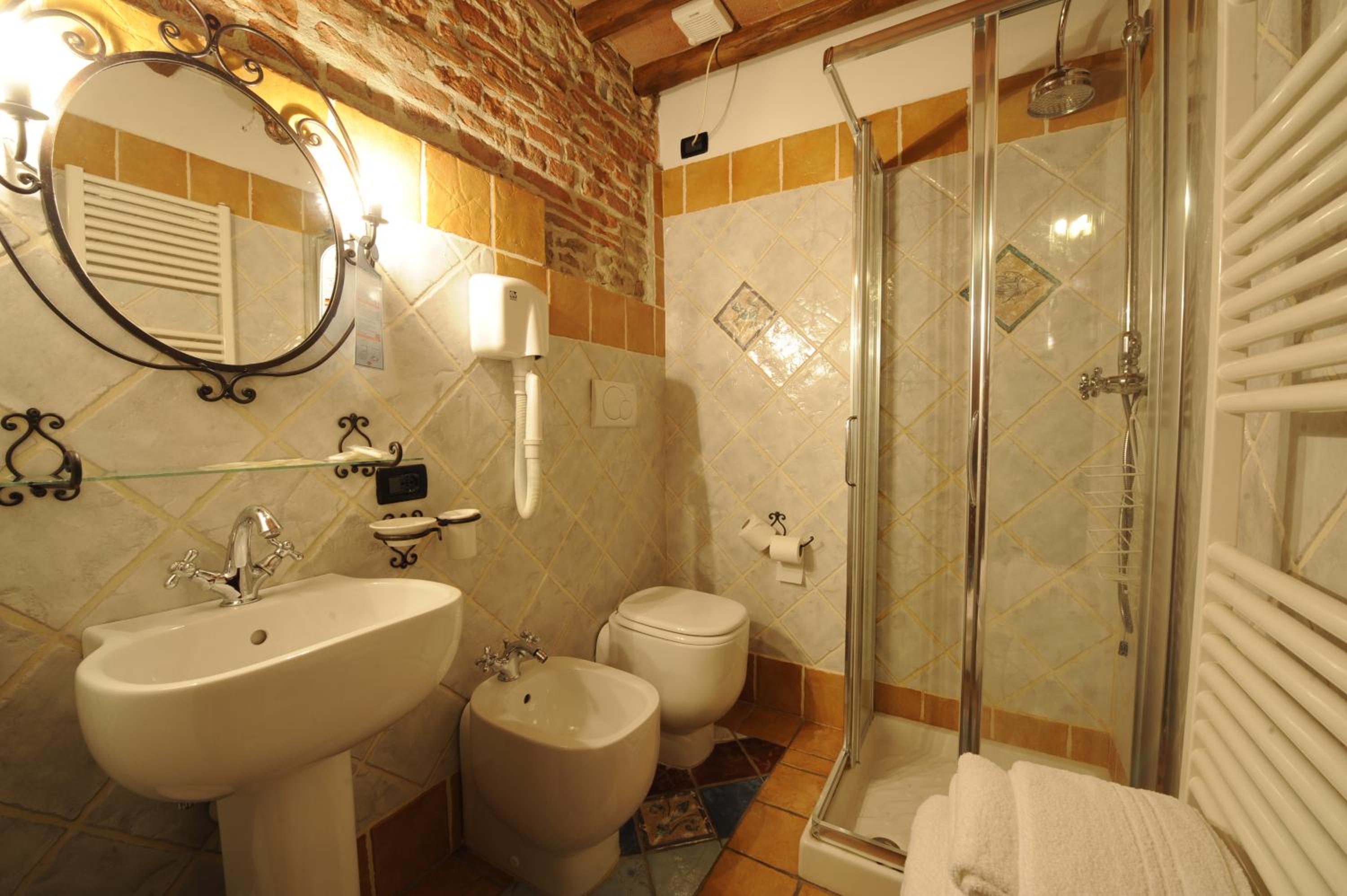 Superior Double Room - Photo 18
