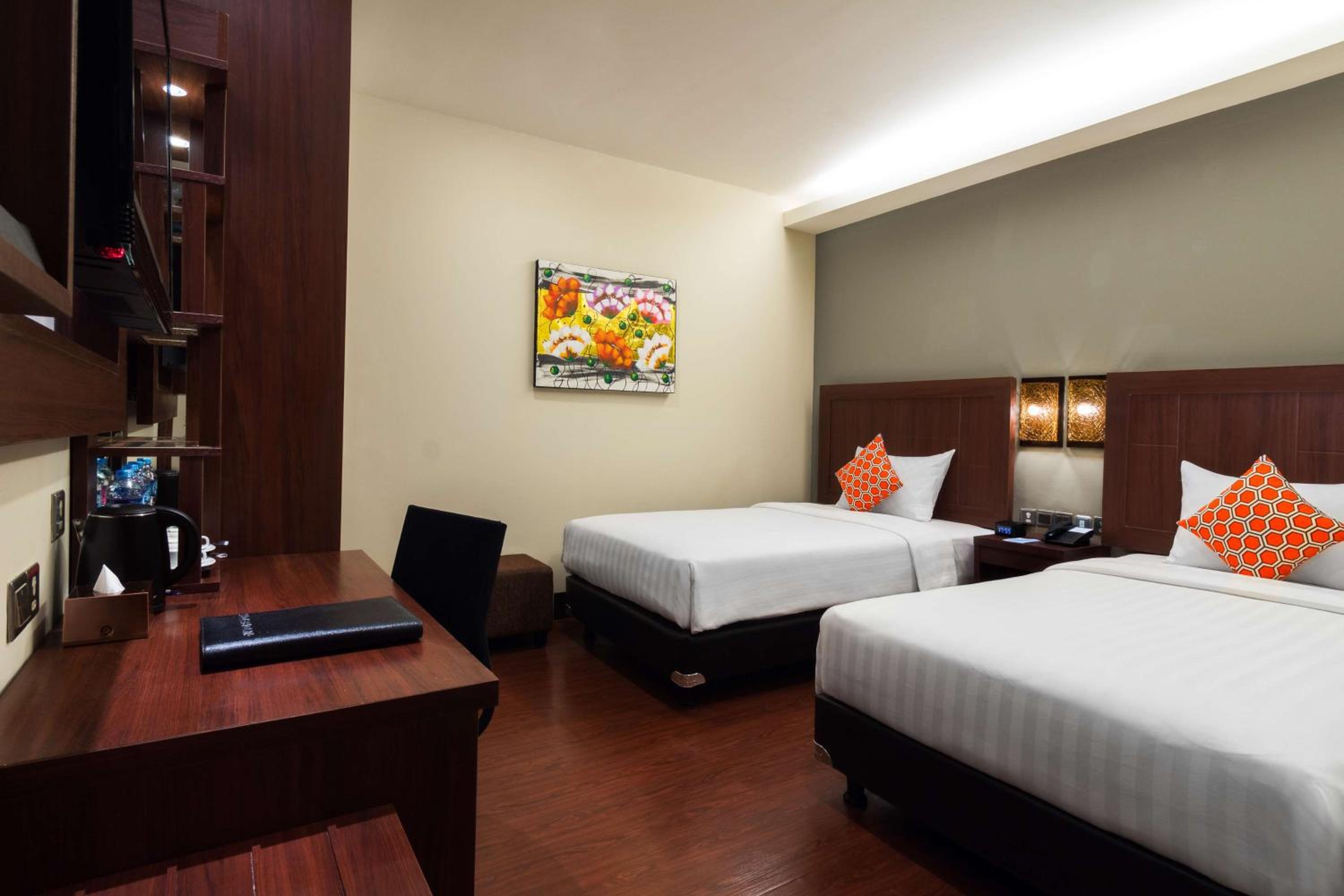 Standard Twin Room - Non-Smoking/No Window In Room