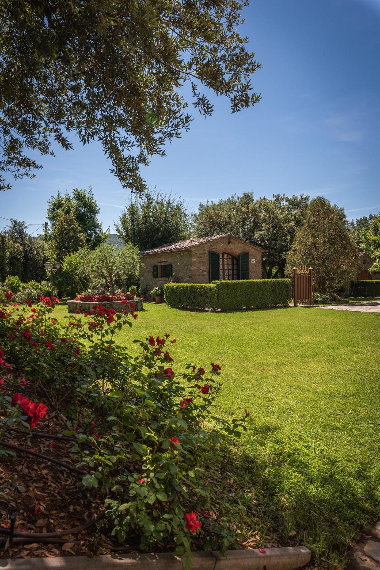 Deluxe Cottage - Photo 6