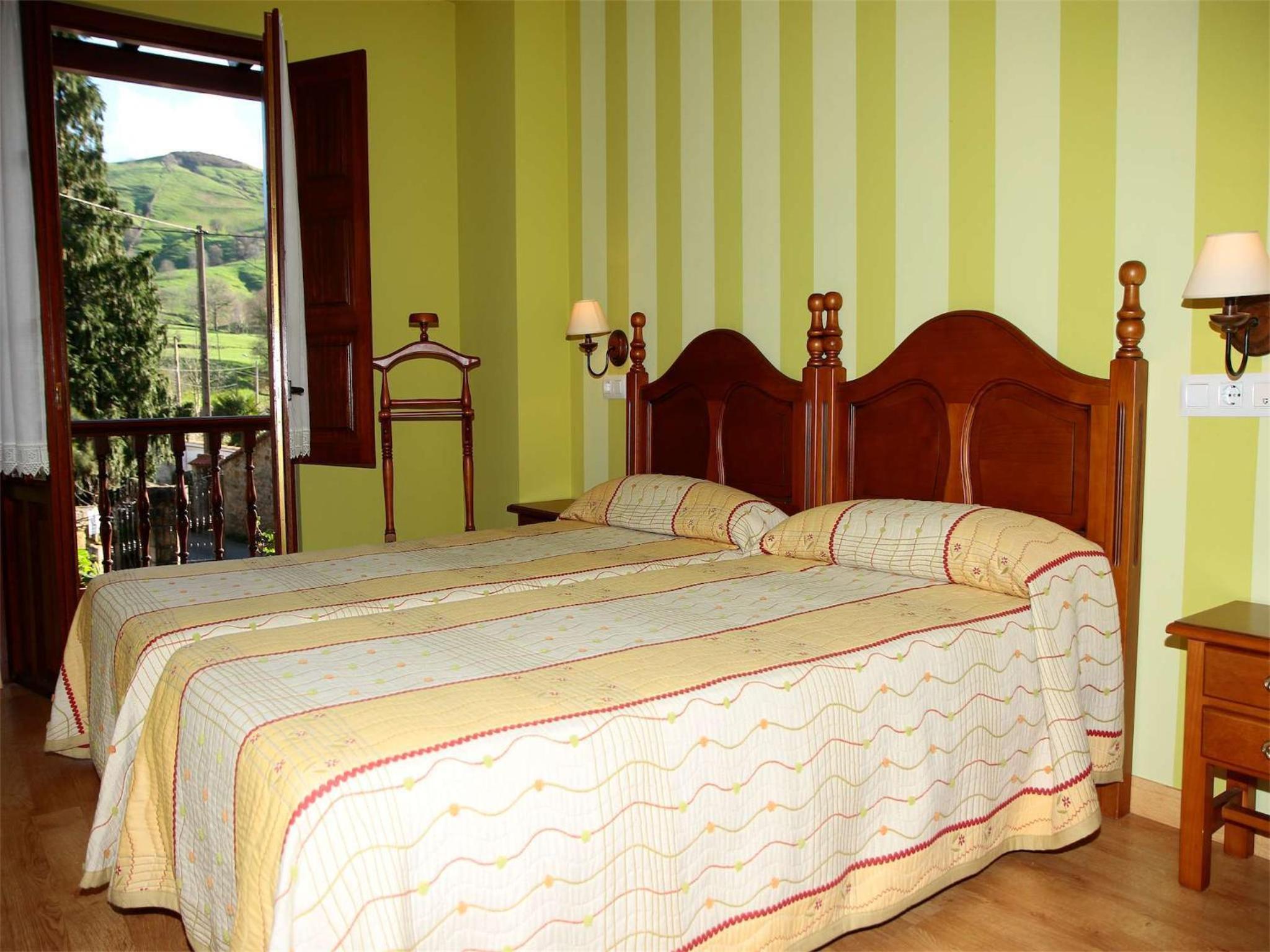 Double or Twin Room photo 2