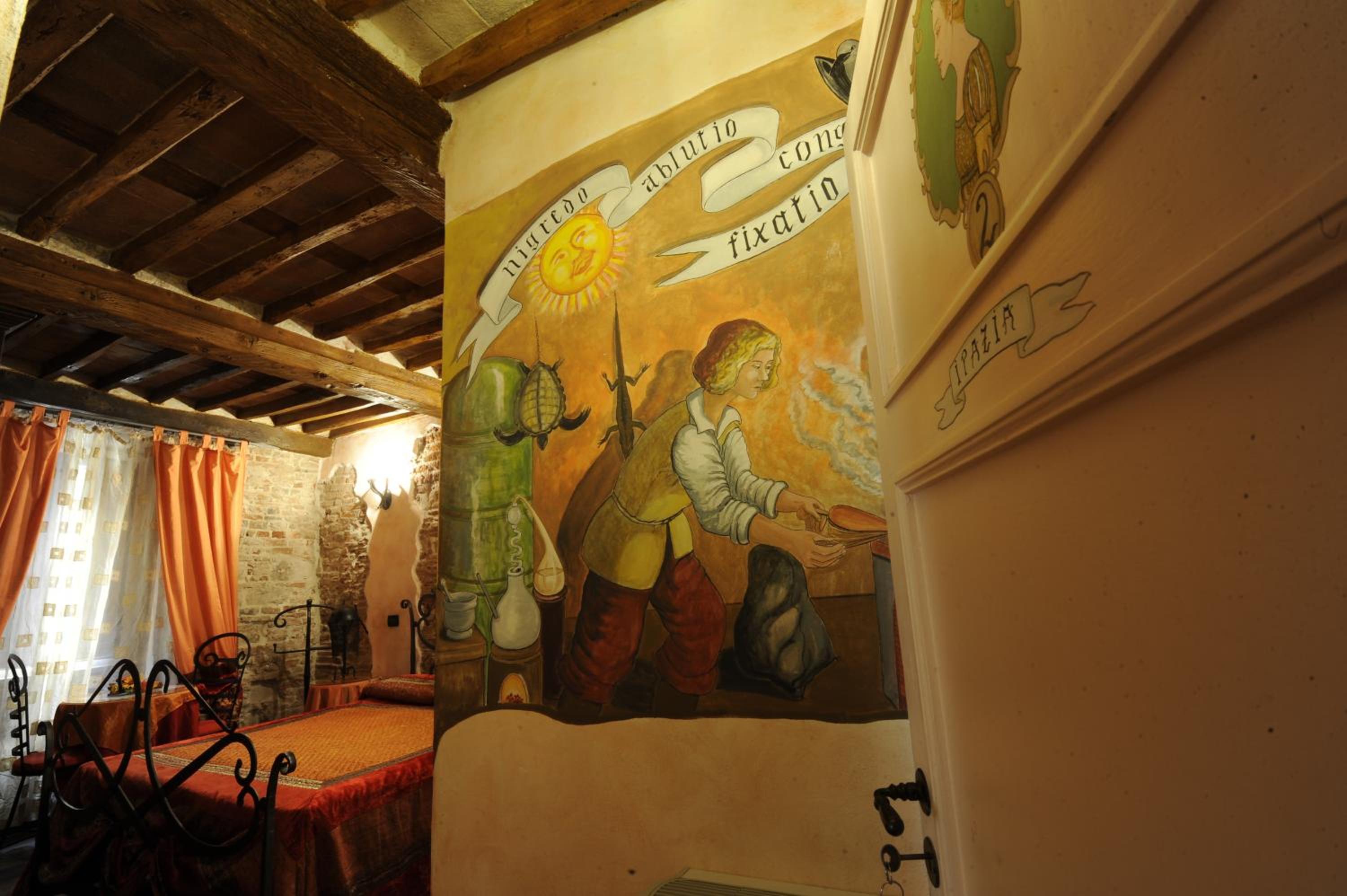 Double Room - Photo 11