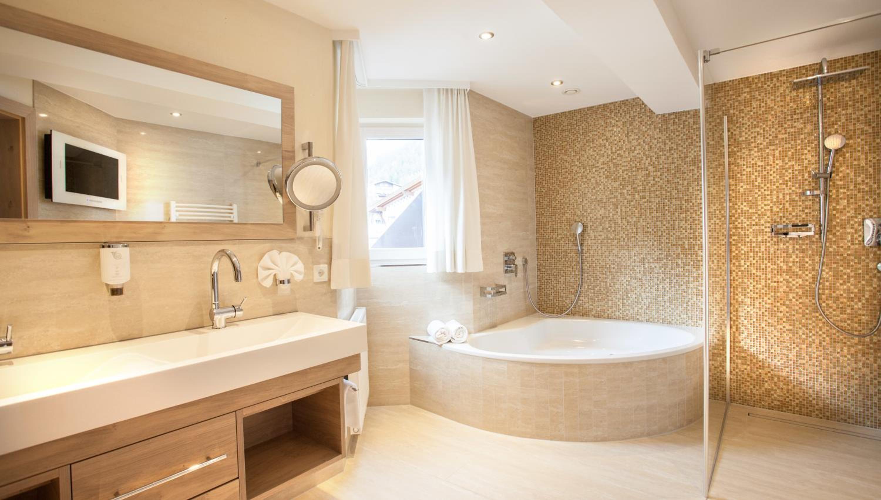 Post Suite - Photo 9