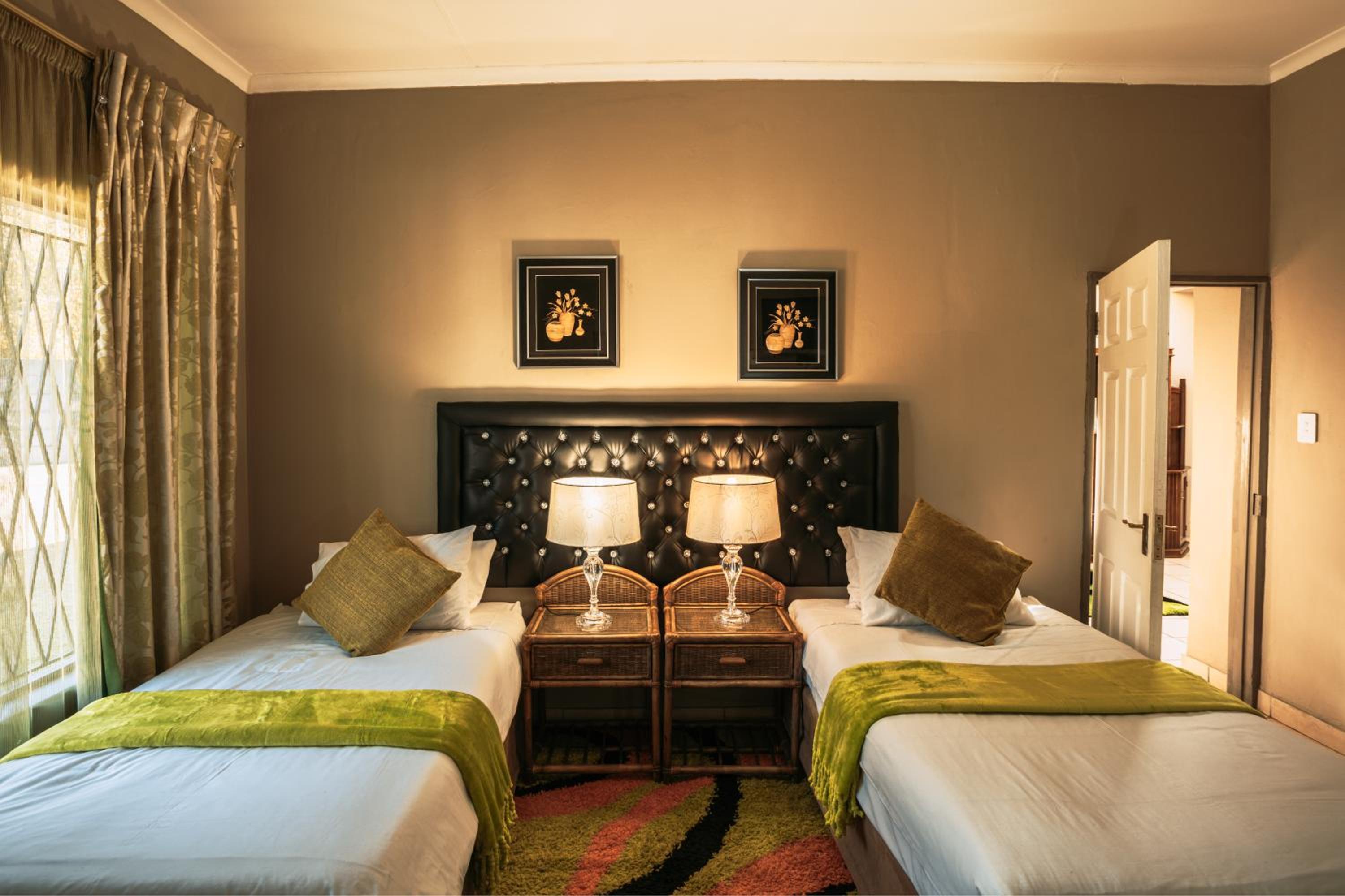 Twin Room photo 1