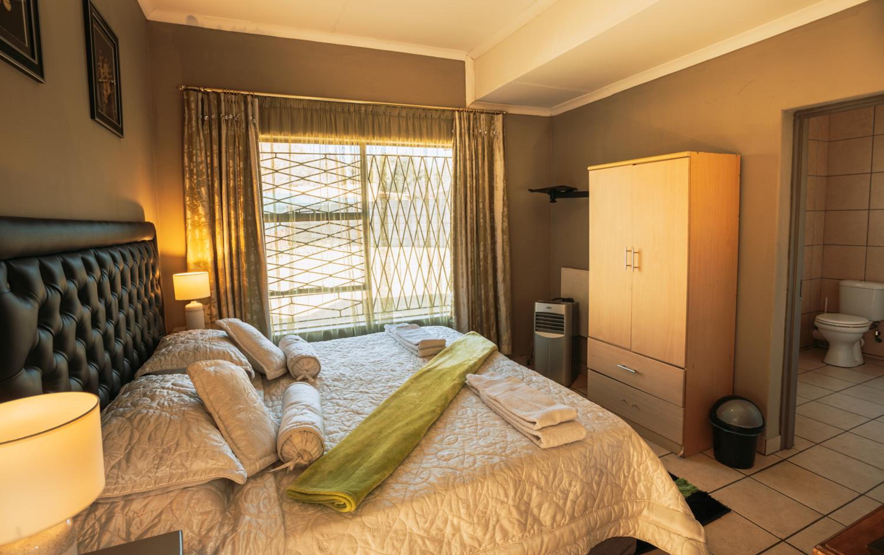 Twin Room photo 2