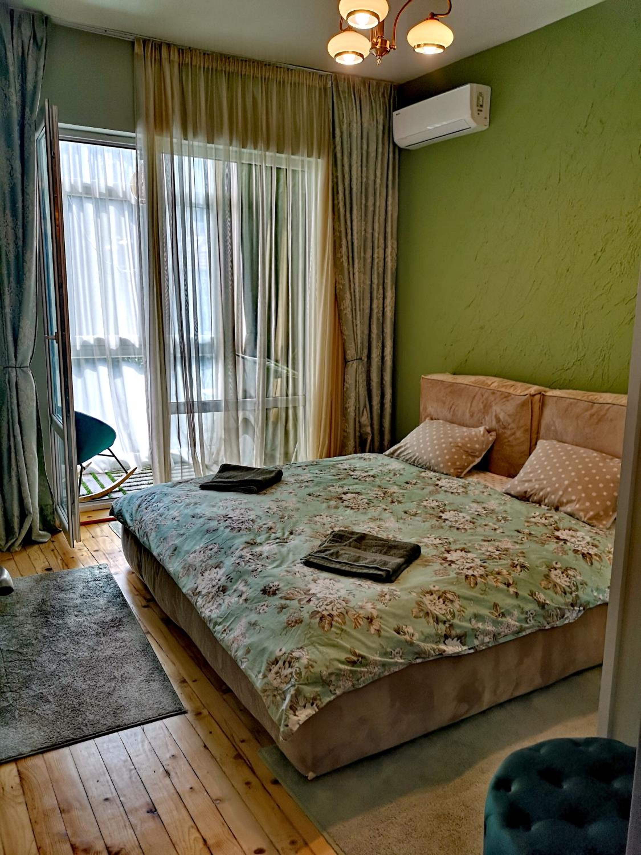 Two-Bedroom Apartment with Balcony - Photo 22