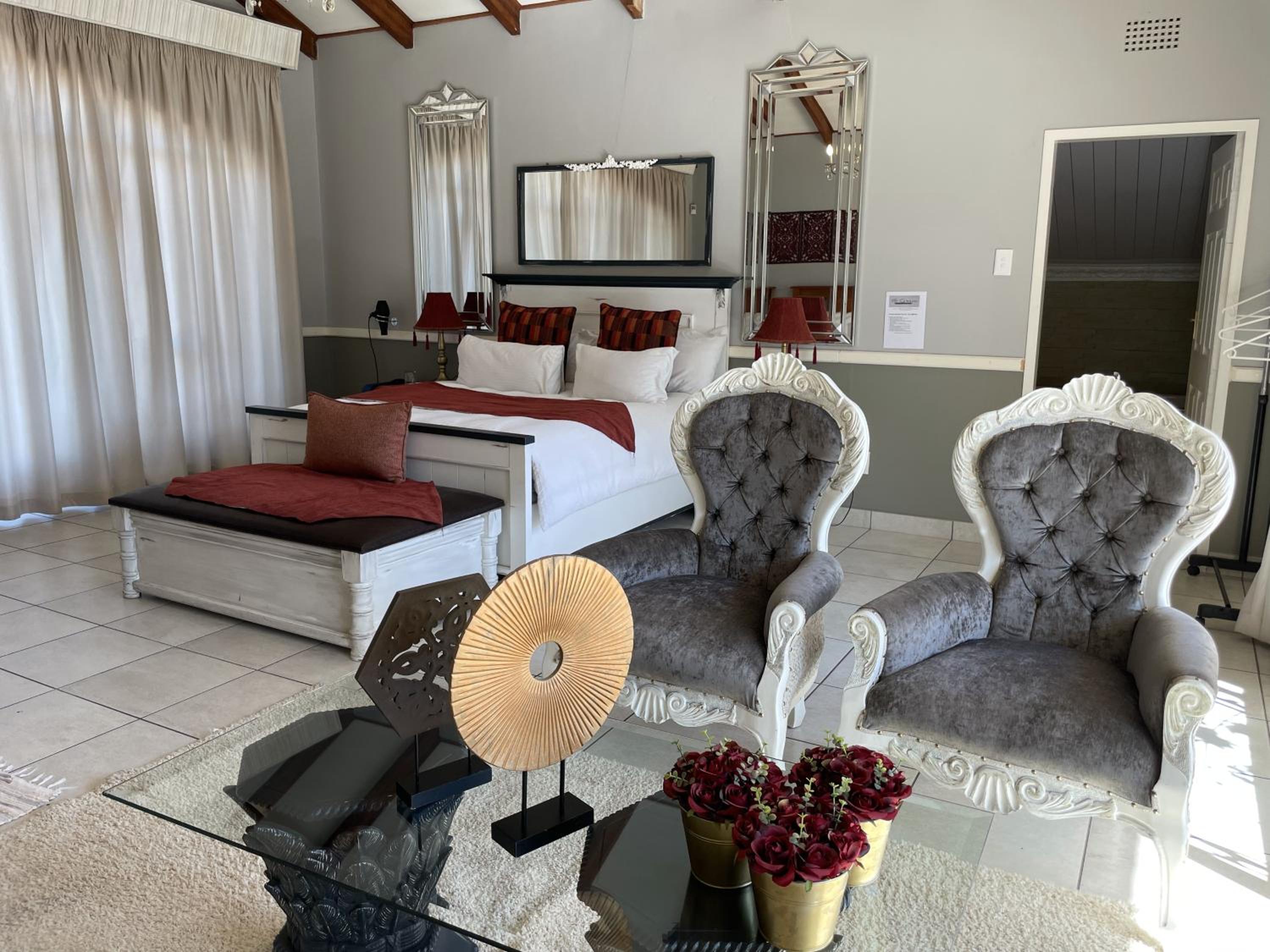 Deluxe Family Room photo 3