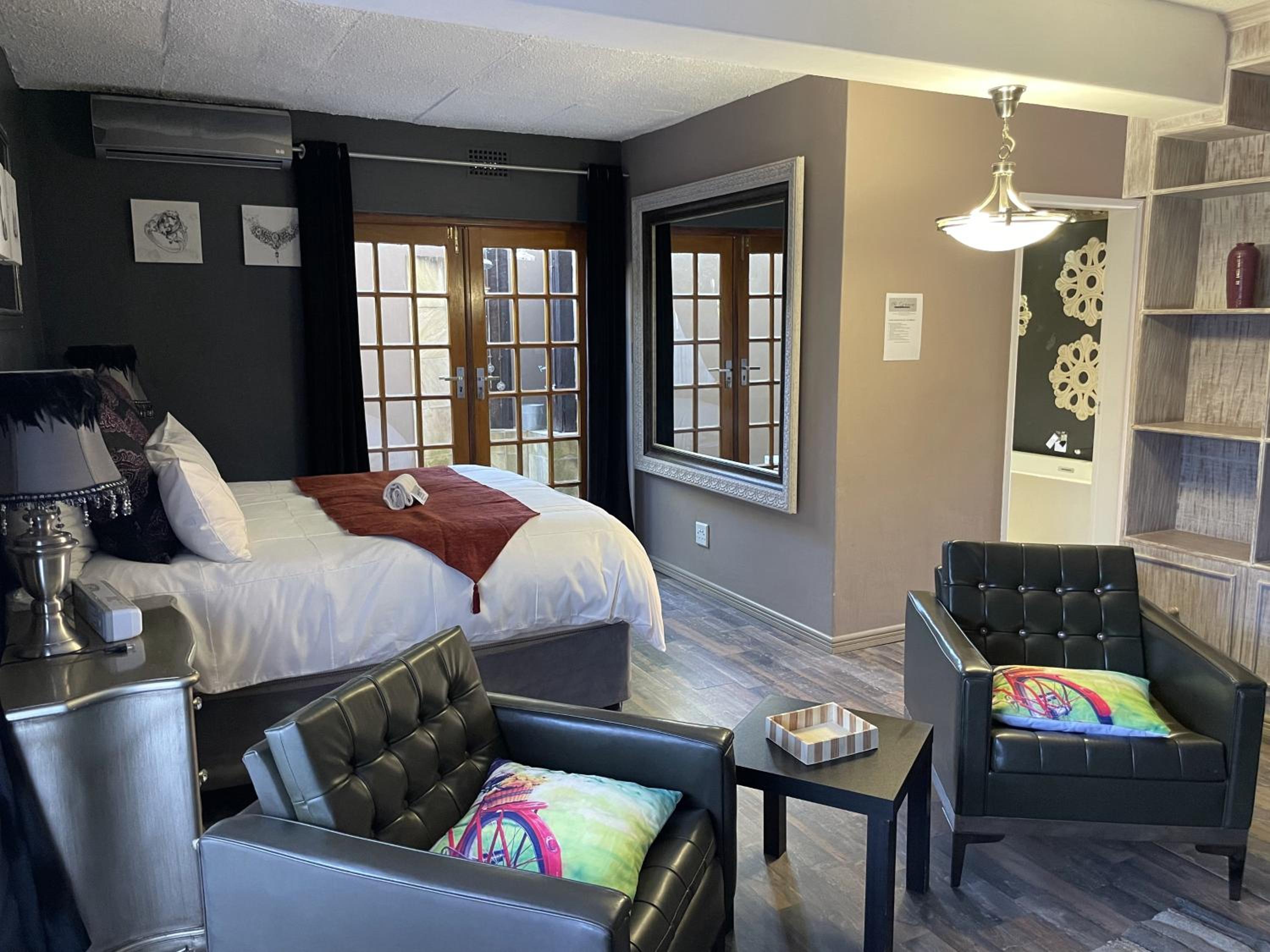 Family Room - Photo 1