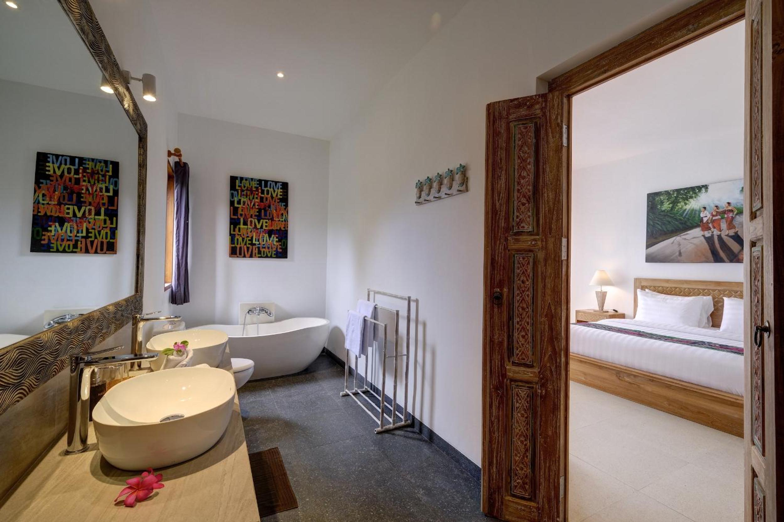 Suite with Terrace - Photo 11
