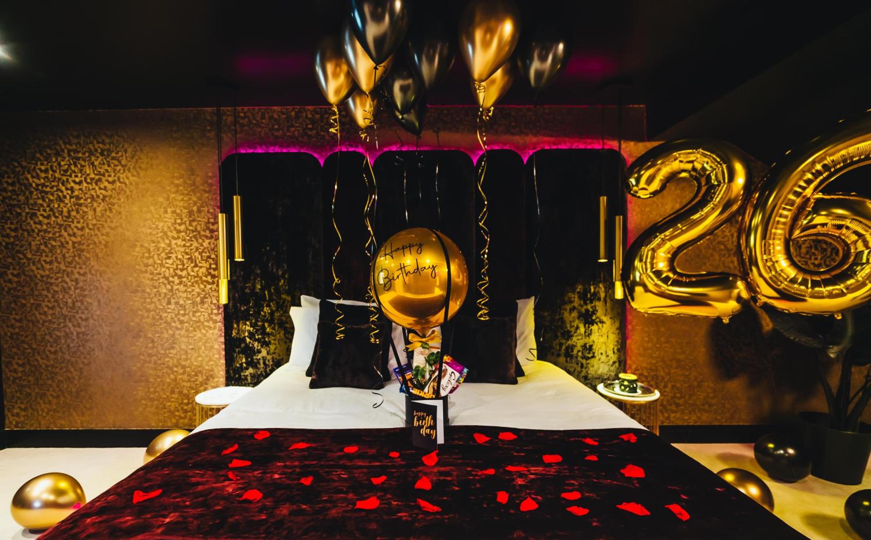 Deluxe King Suite