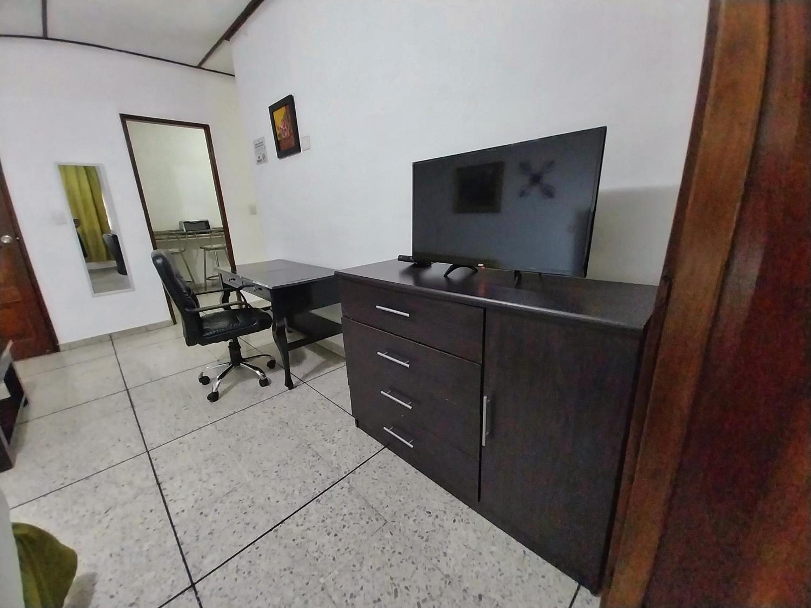 Executive Suite photo 2