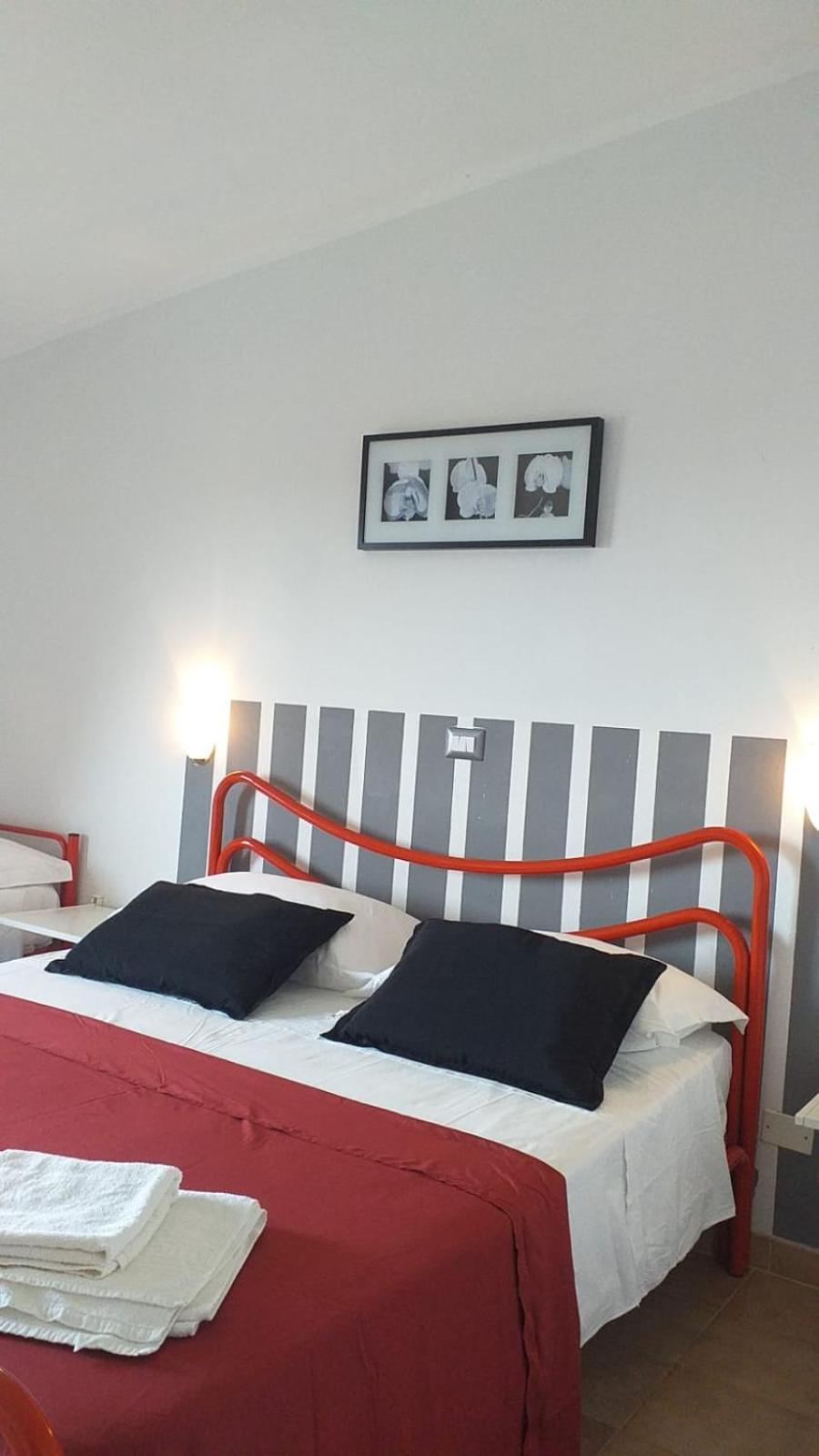 Superior One-Bedroom Apartment (4 Adults) photo 1