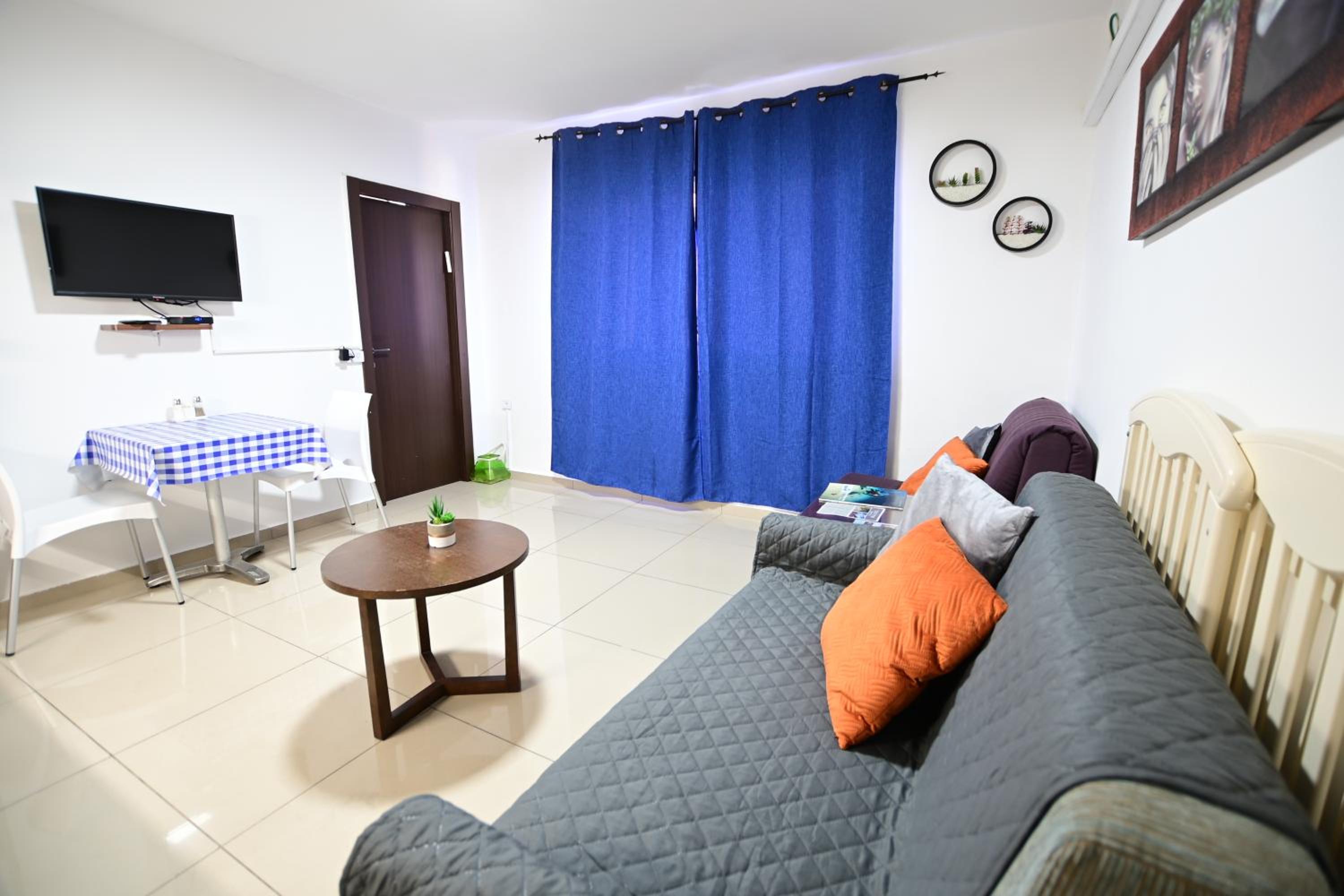 One-Bedroom Apartment - Photo 10