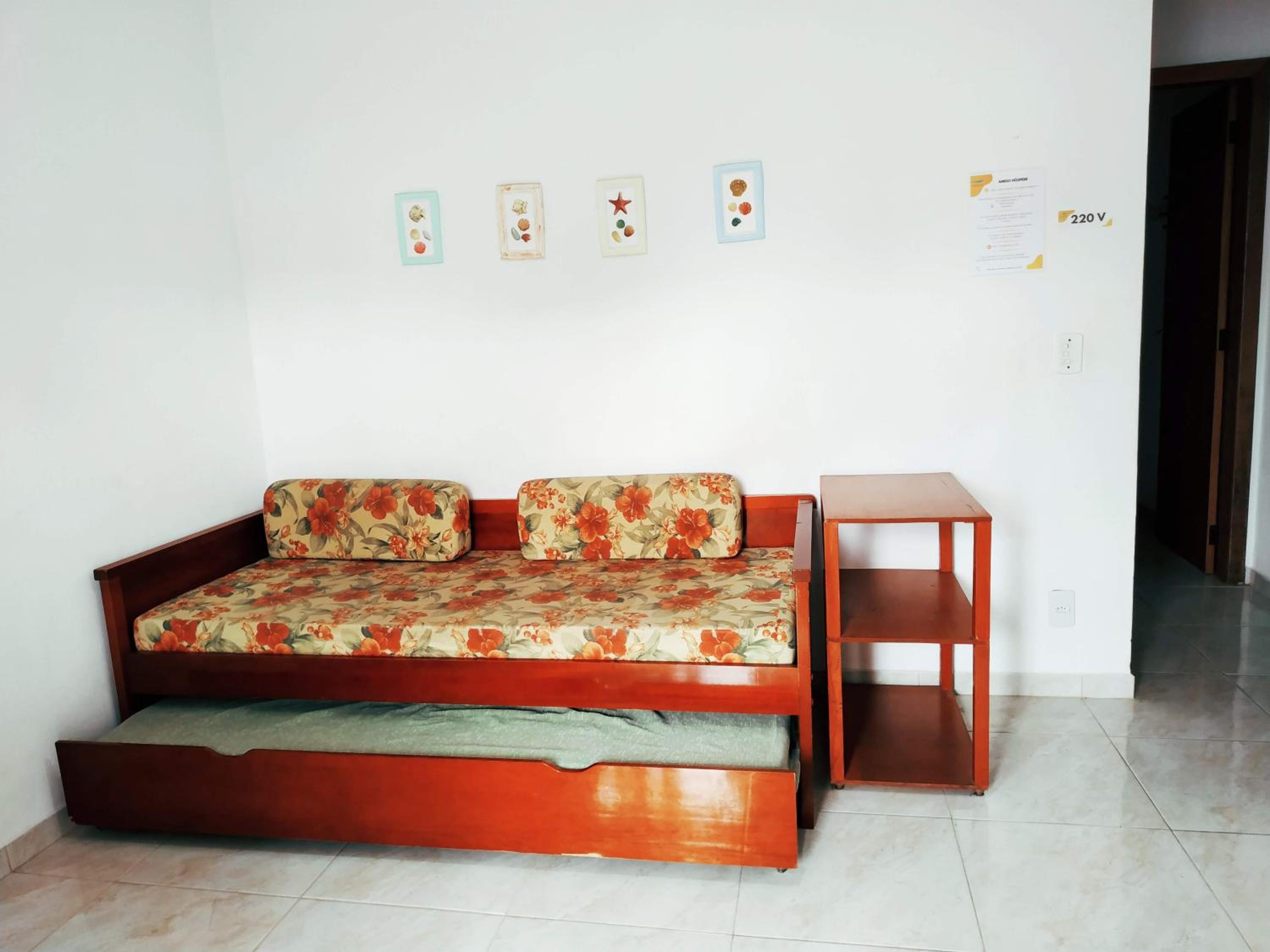 One-Bedroom Apartment - 5 photo 2