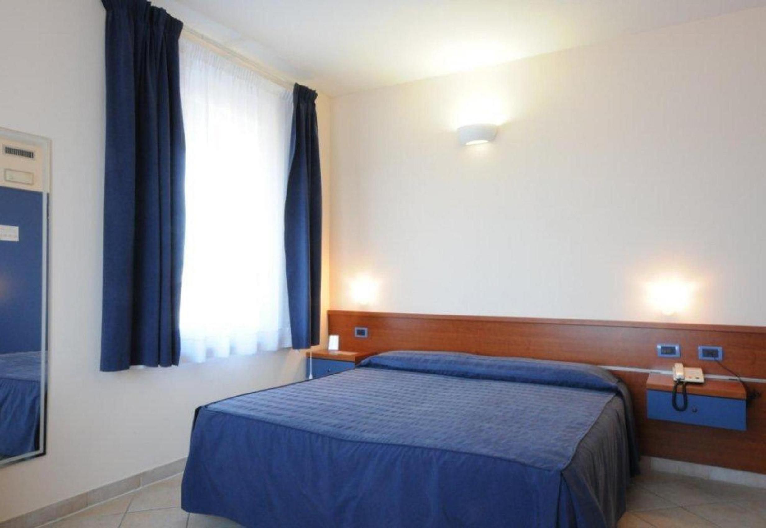 Superior Double or Twin Room photo 2