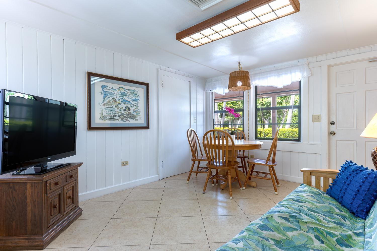 Family Room with Sea View - Photo 3