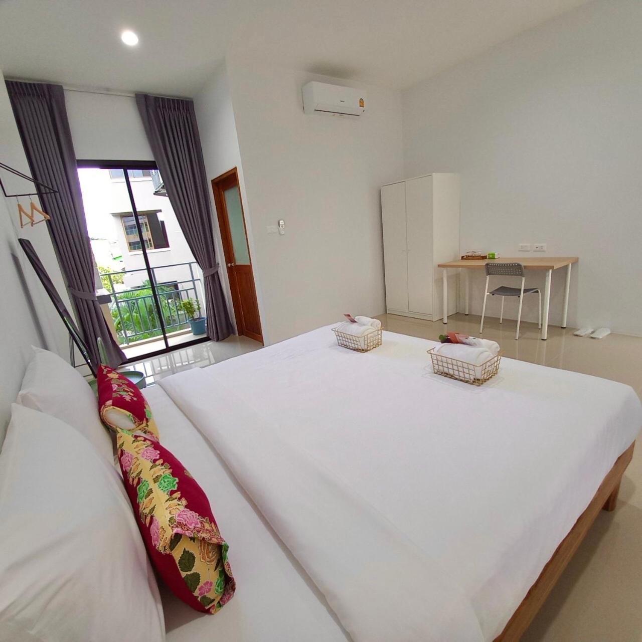 Standard Double or Twin Room  photo 3