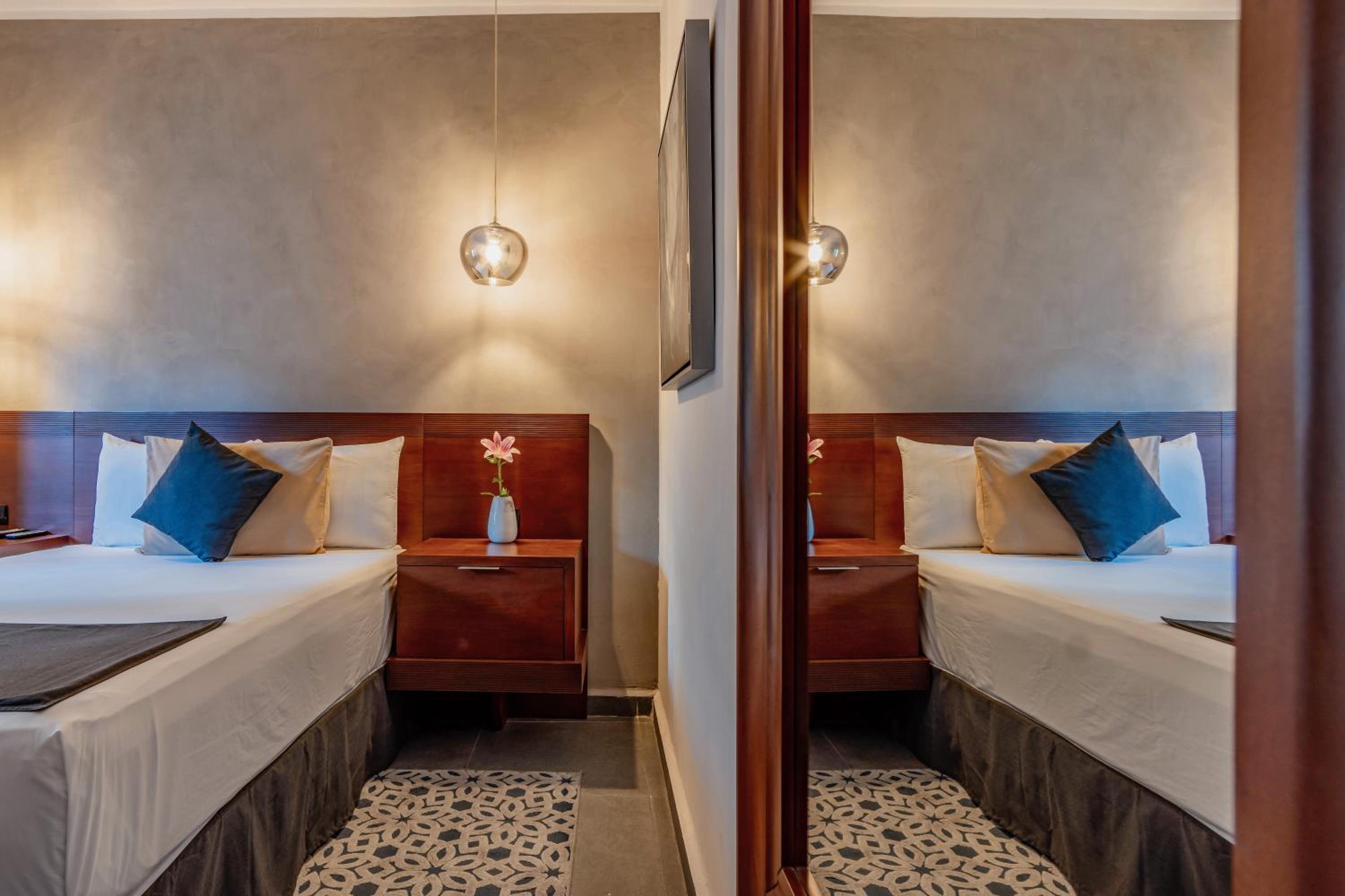 Deluxe Double Room - Photo 8