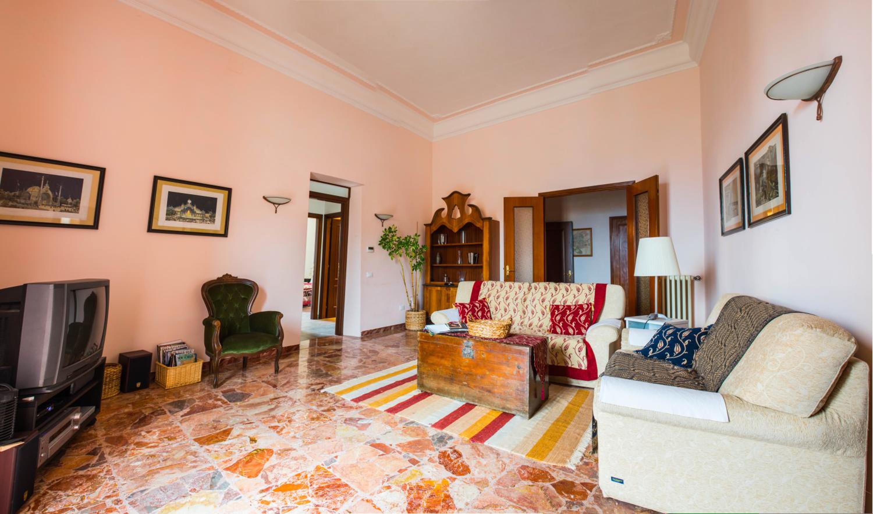 Two-Bedroom Apartment With Terrace photo 1