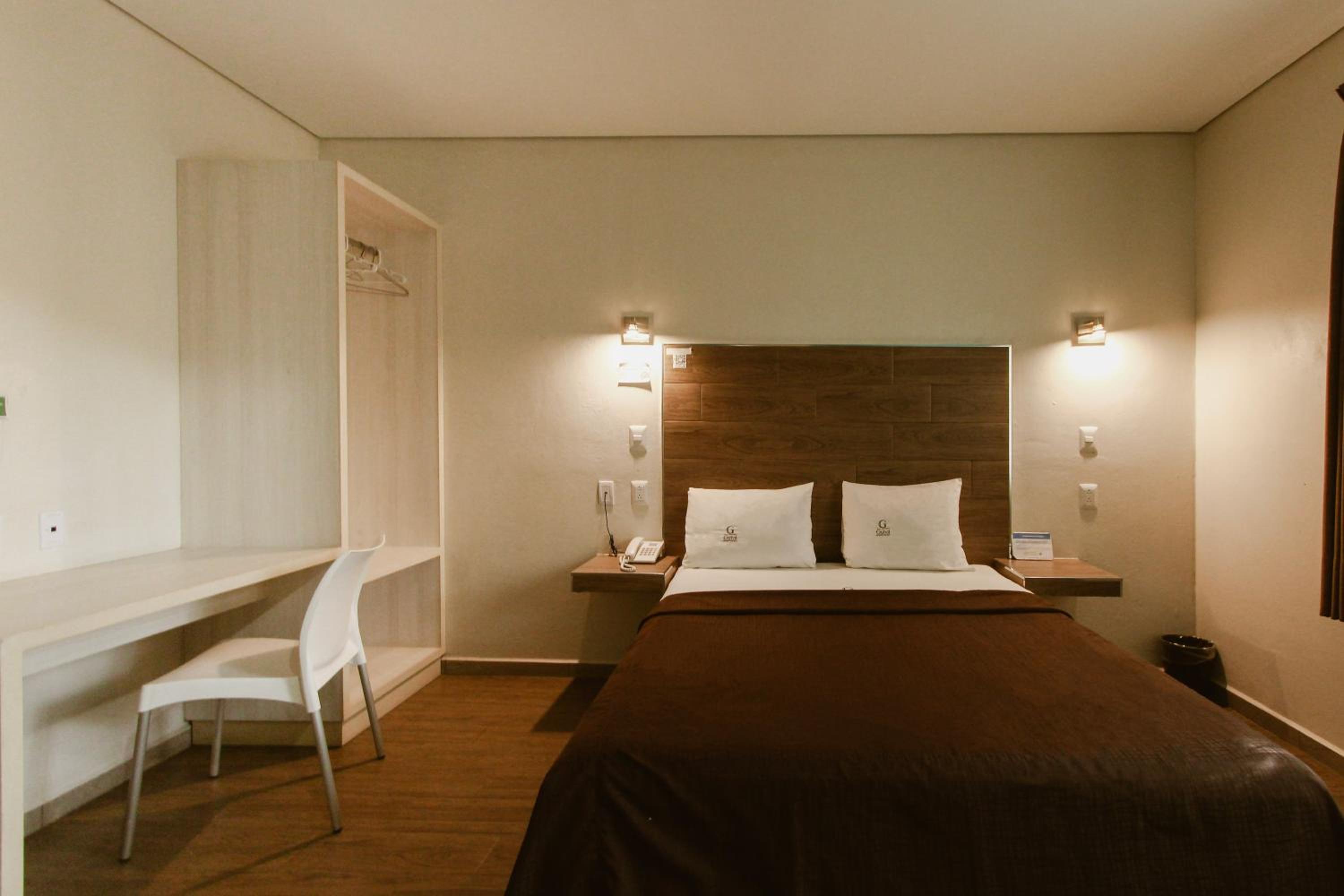 Double Room - Photo 1