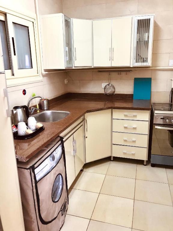 Three-Bedroom Apartment - Photo 4