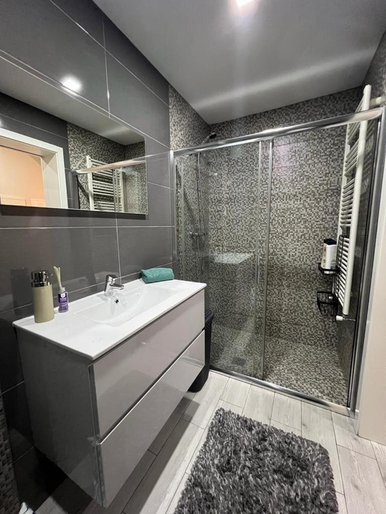 Two-Bedroom Apartment - Photo 10