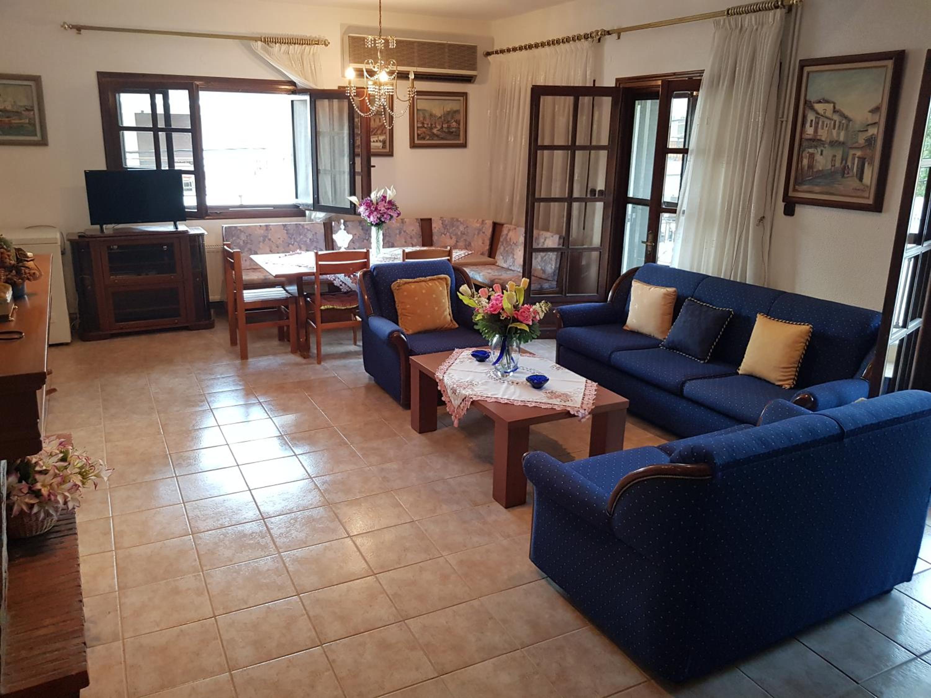 Apartment with Balcony photo 1