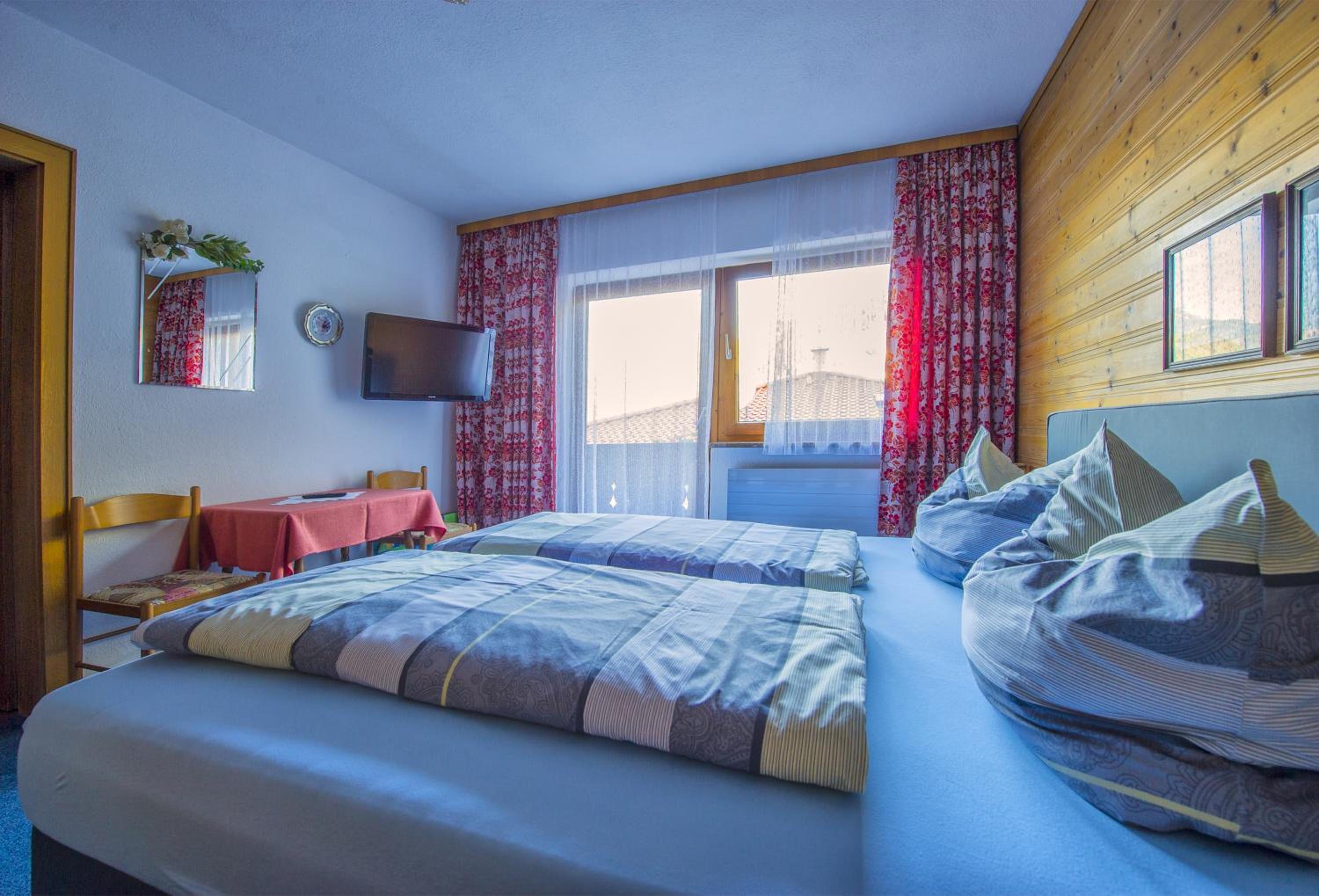 Double Room with Balcony photo 3