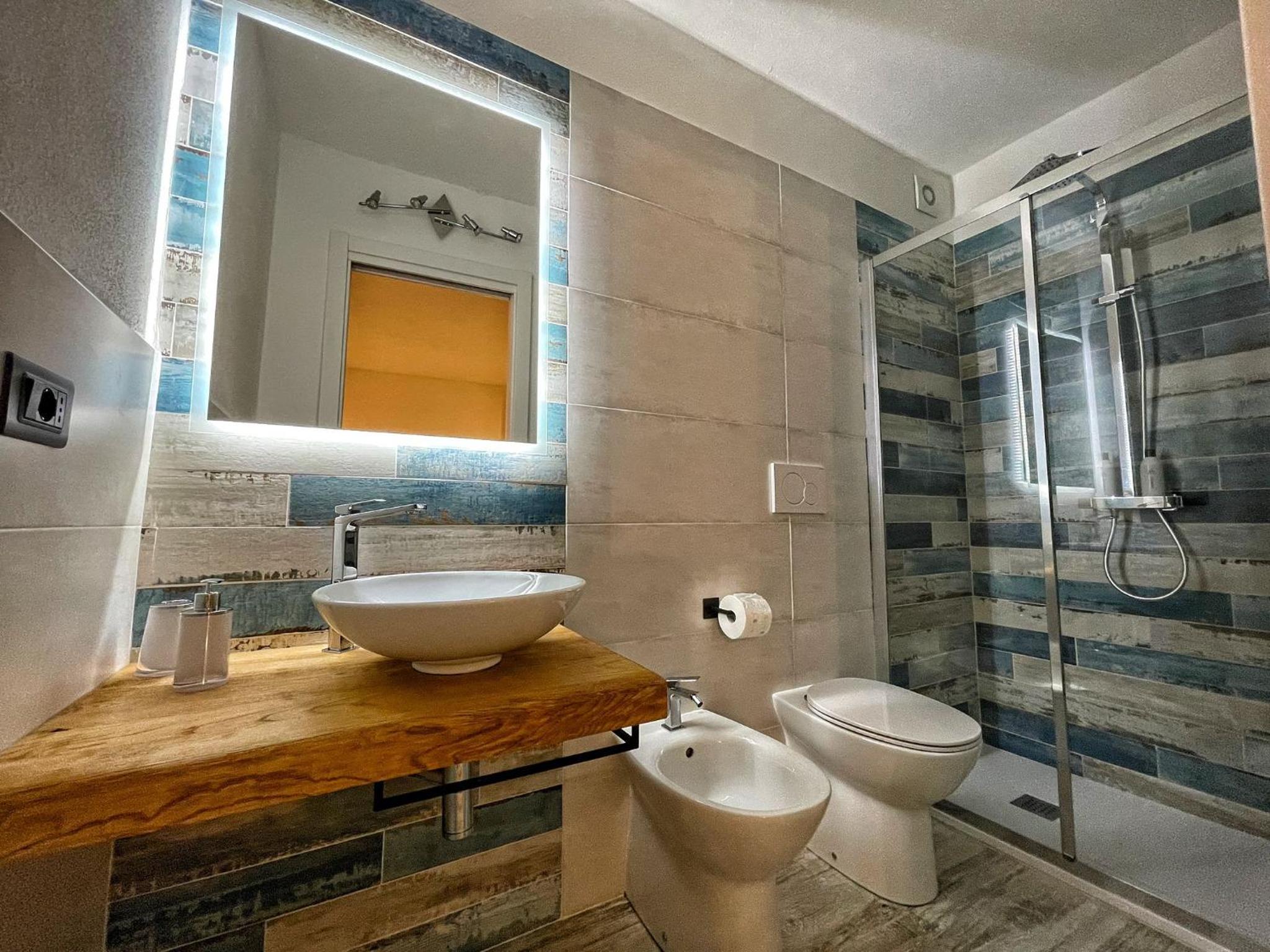 Large Double Room photo 3