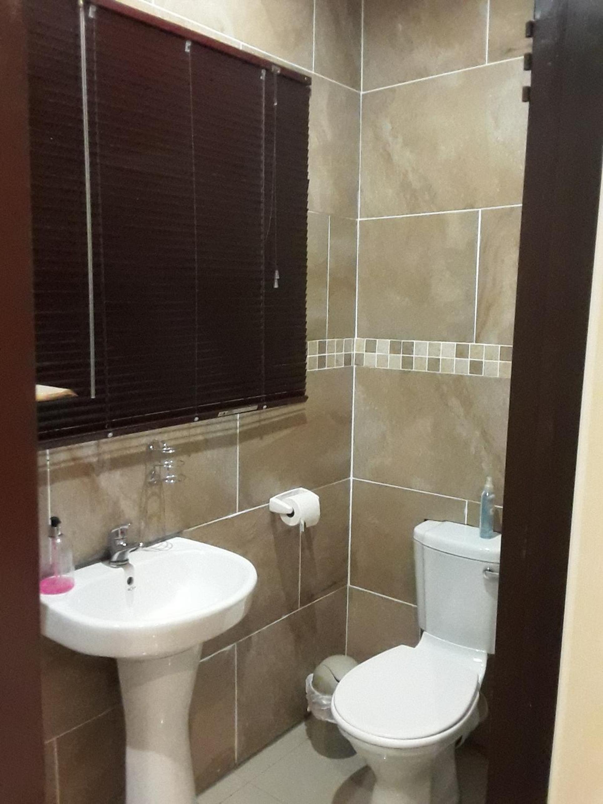Deluxe Family Suite photo 2