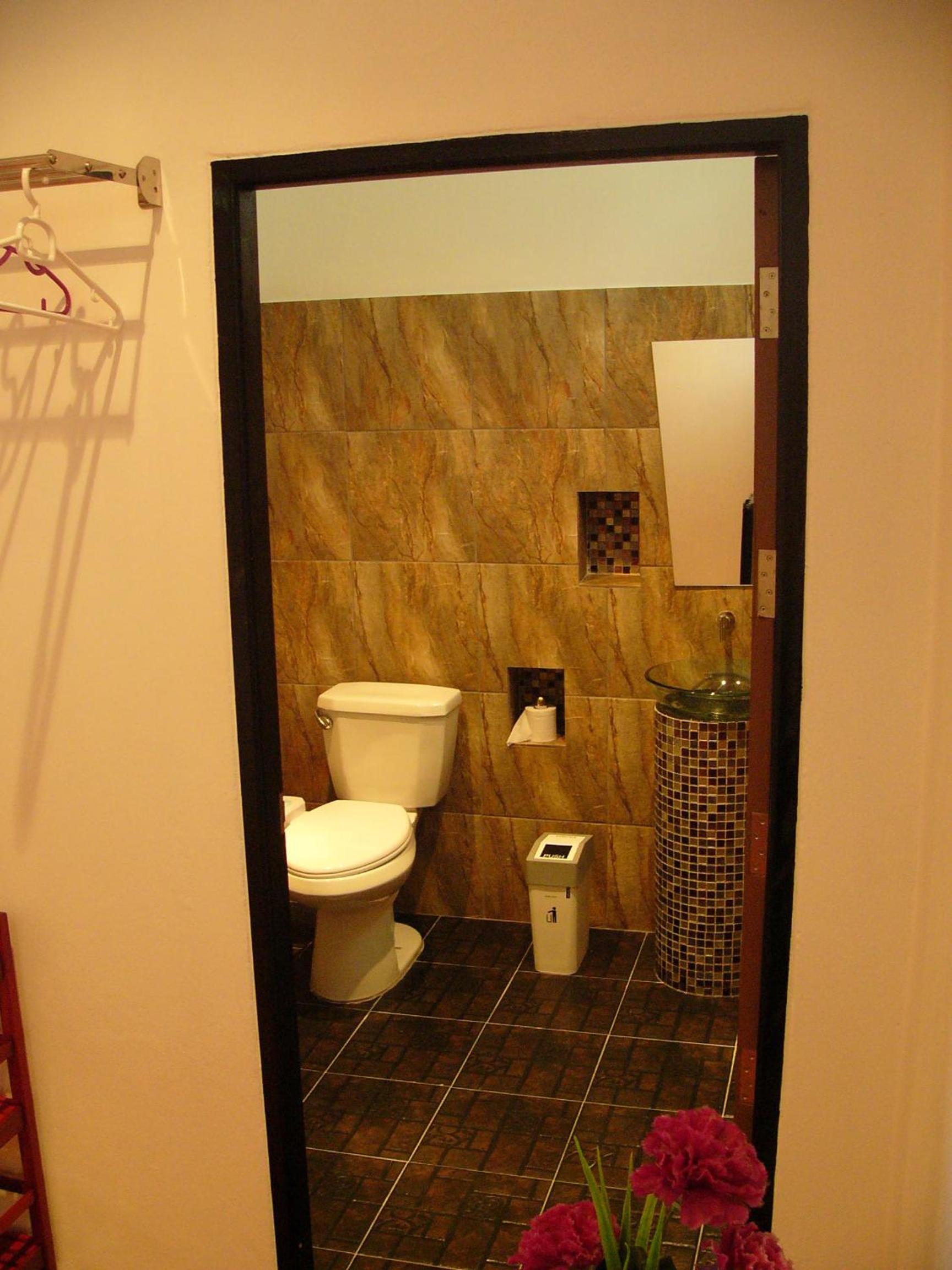 Deluxe King or Queen Room photo 2