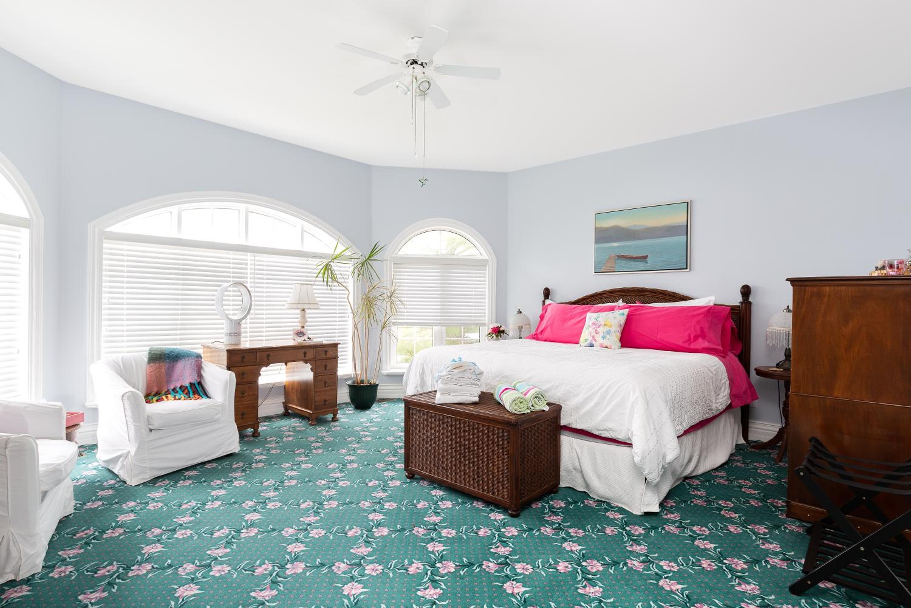 King Room with Lake View photo 1