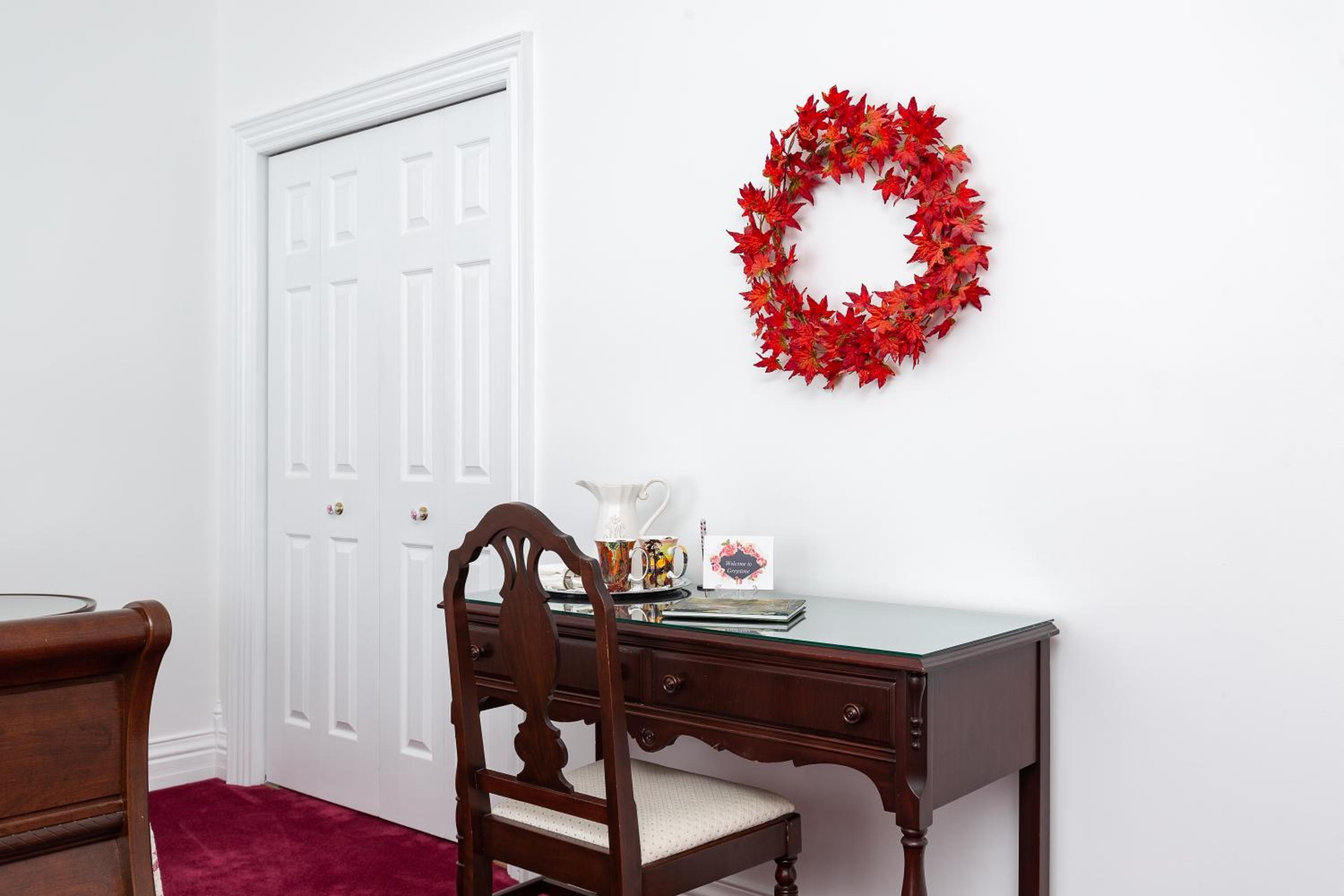 Queen Room with Lake View photo 3