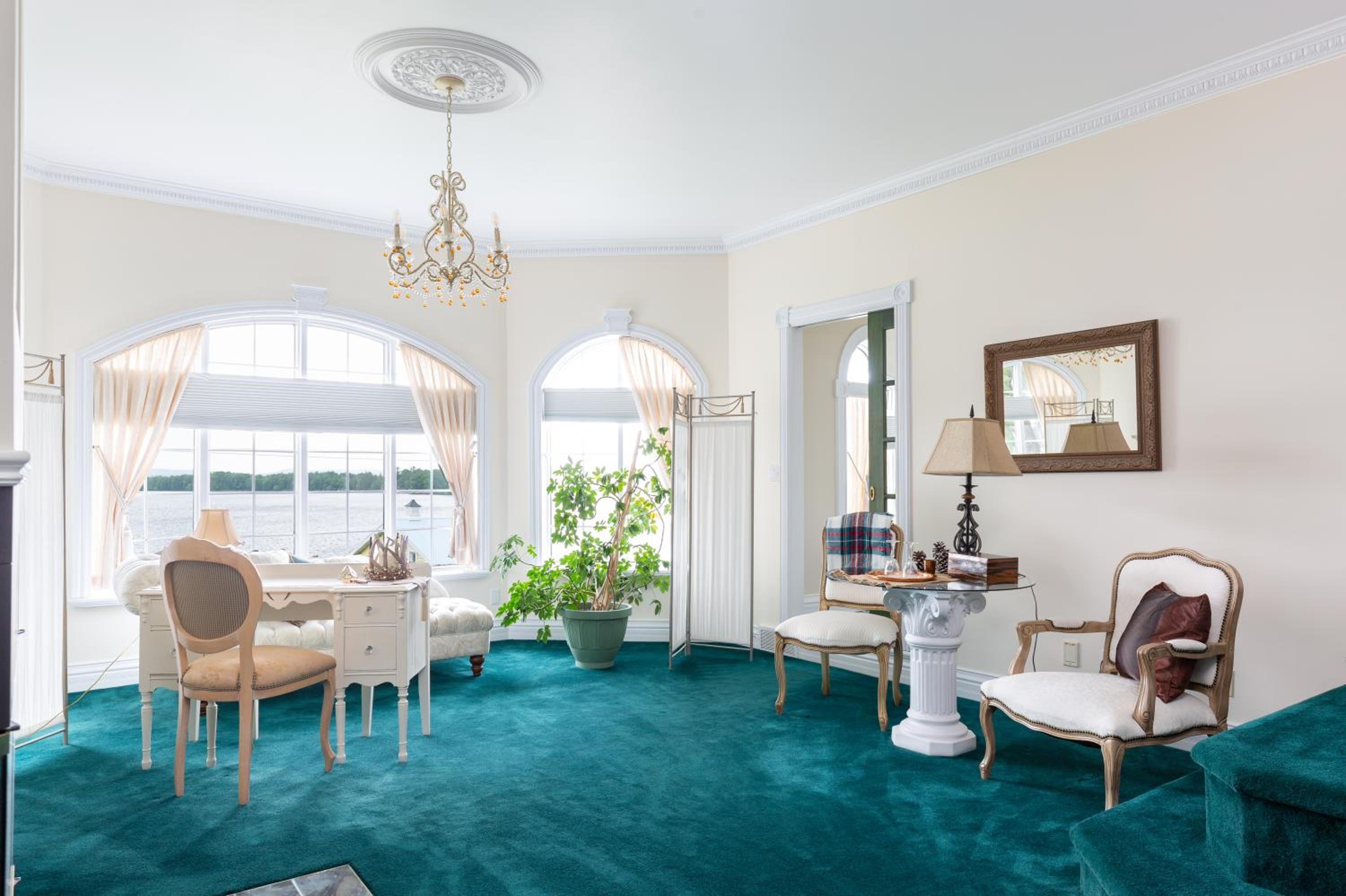 King Room with Balcony photo 2