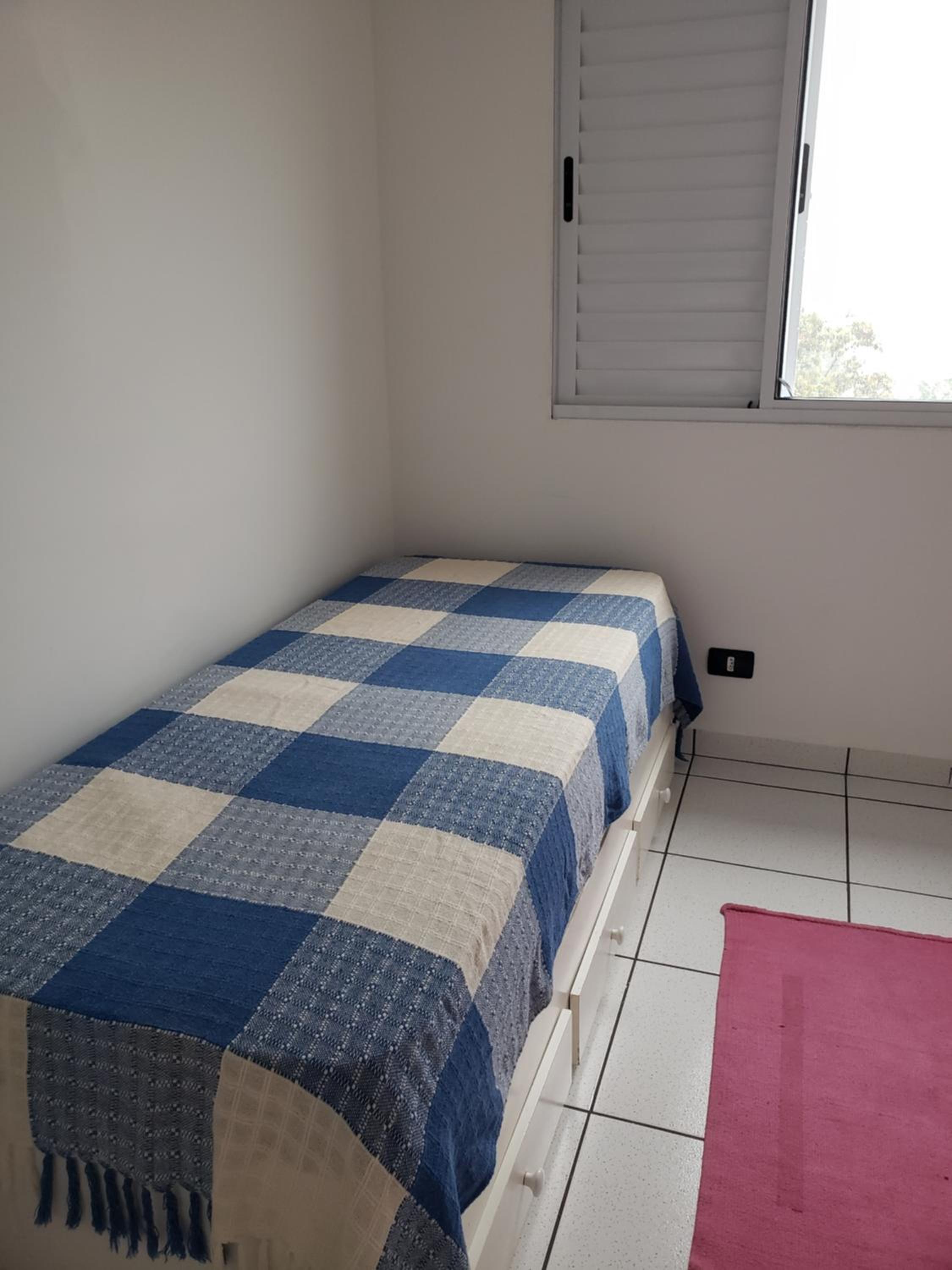 Two-Bedroom Apartment - Photo 37