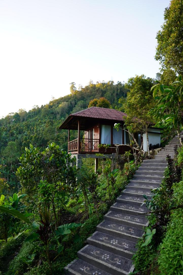 One-Bedroom House - Photo 34