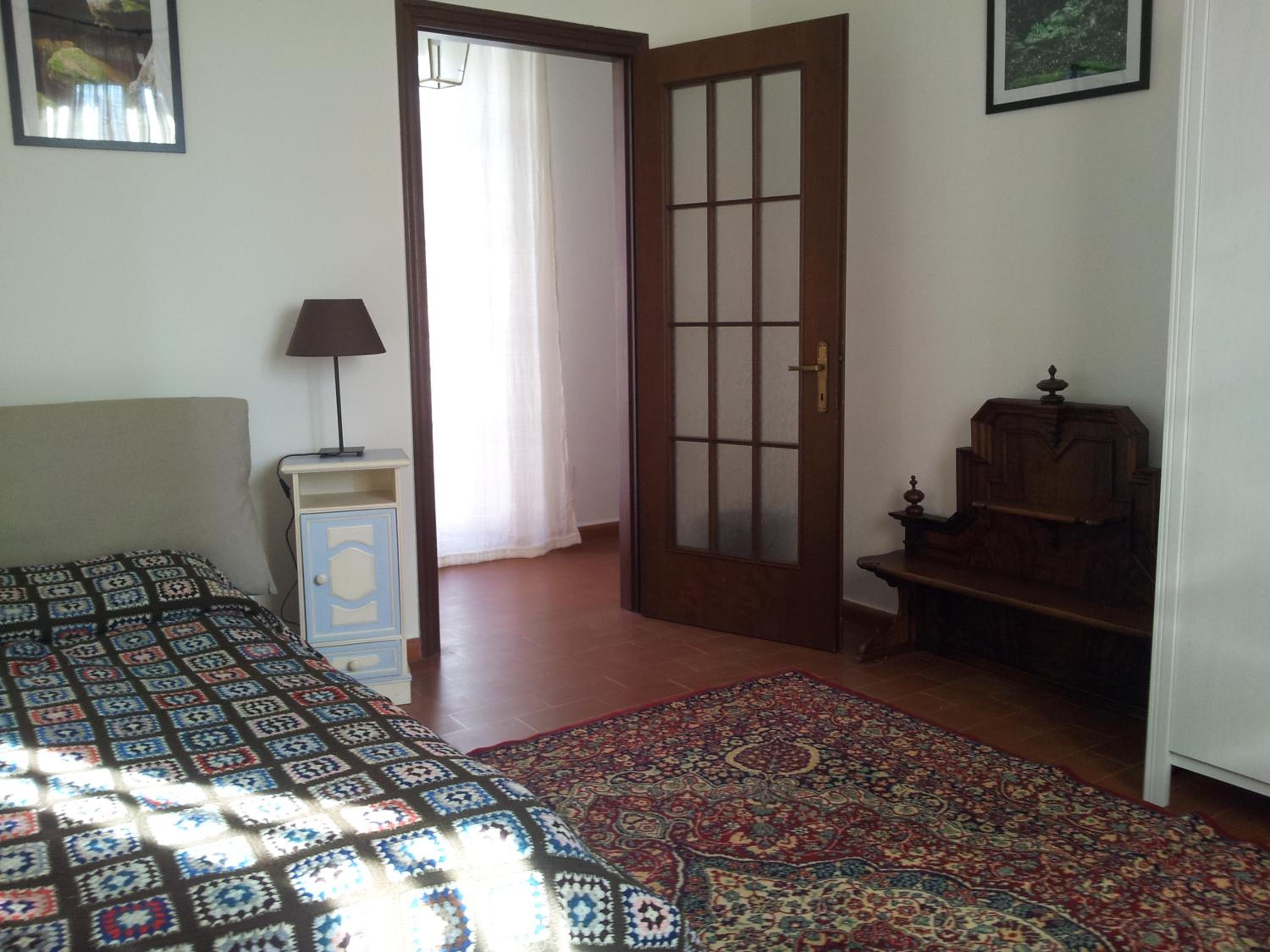 Single Room With Shared Bathroom photo 1