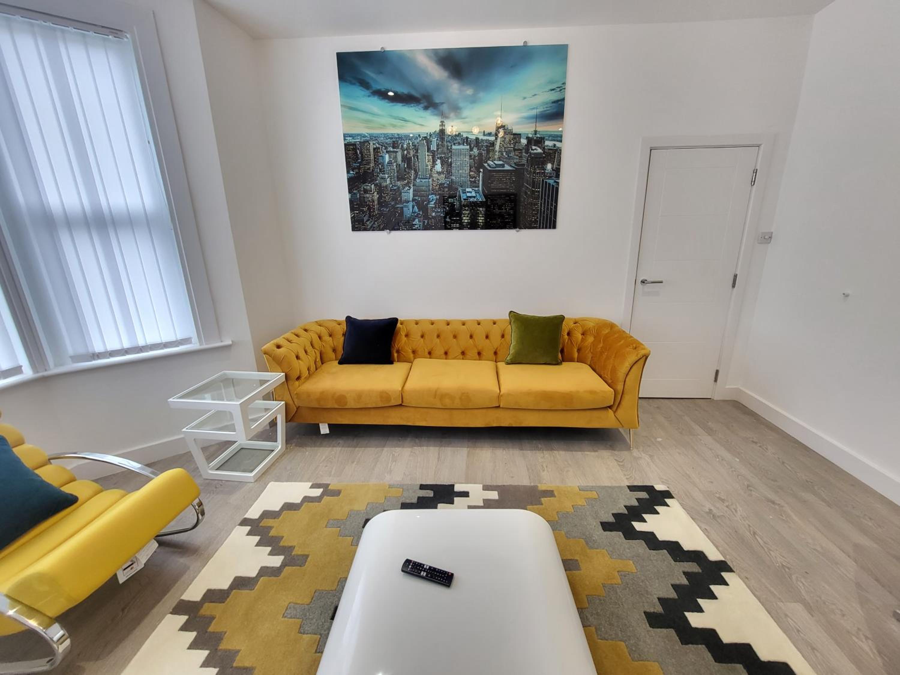 Apartment photo 1