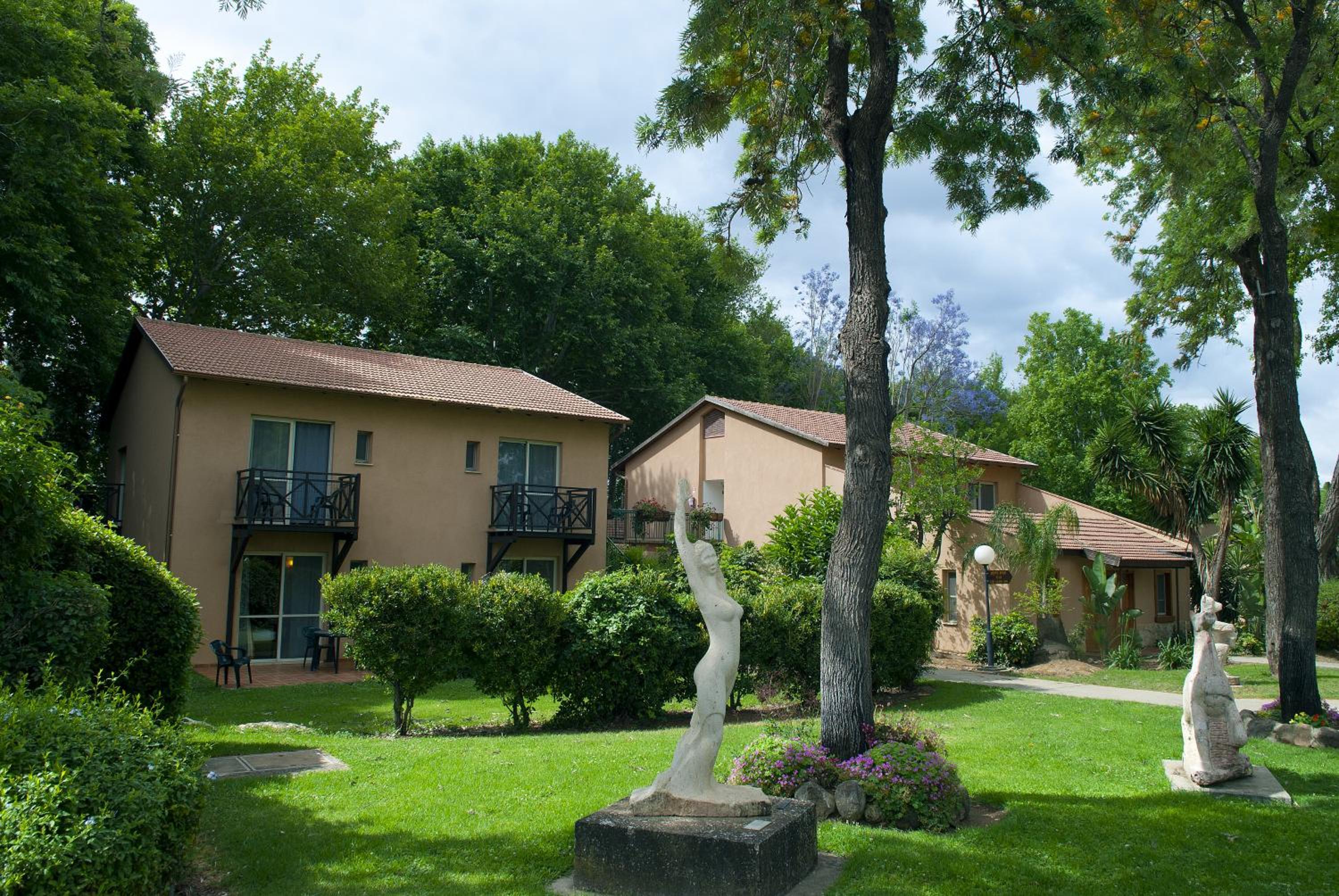 Premium Suite – Upper Floor (Triple)