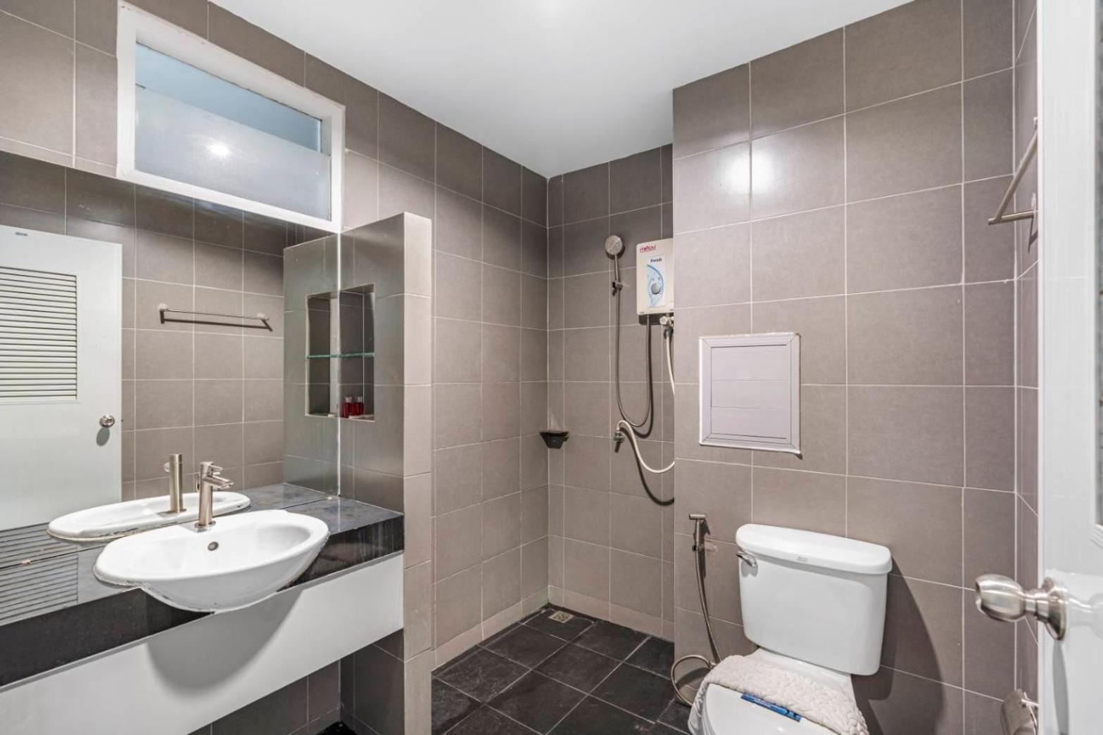 Standard Double Room - Photo 5