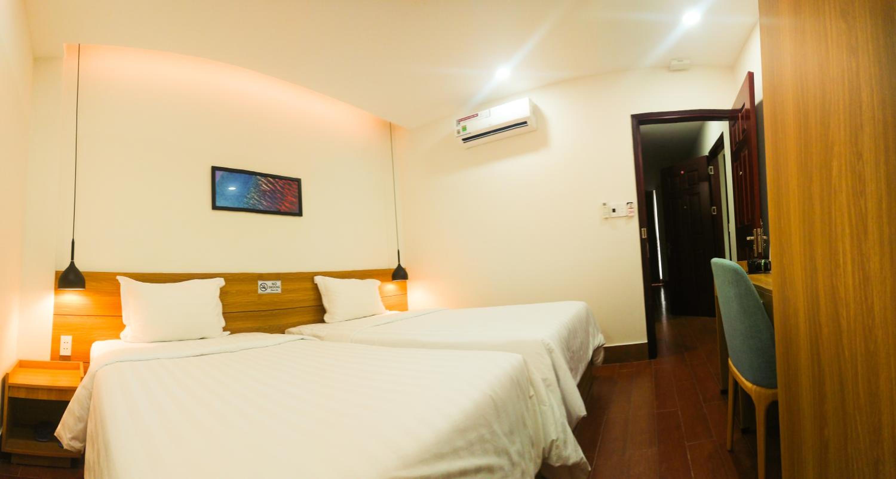 Deluxe Double or Twin Room photo 2