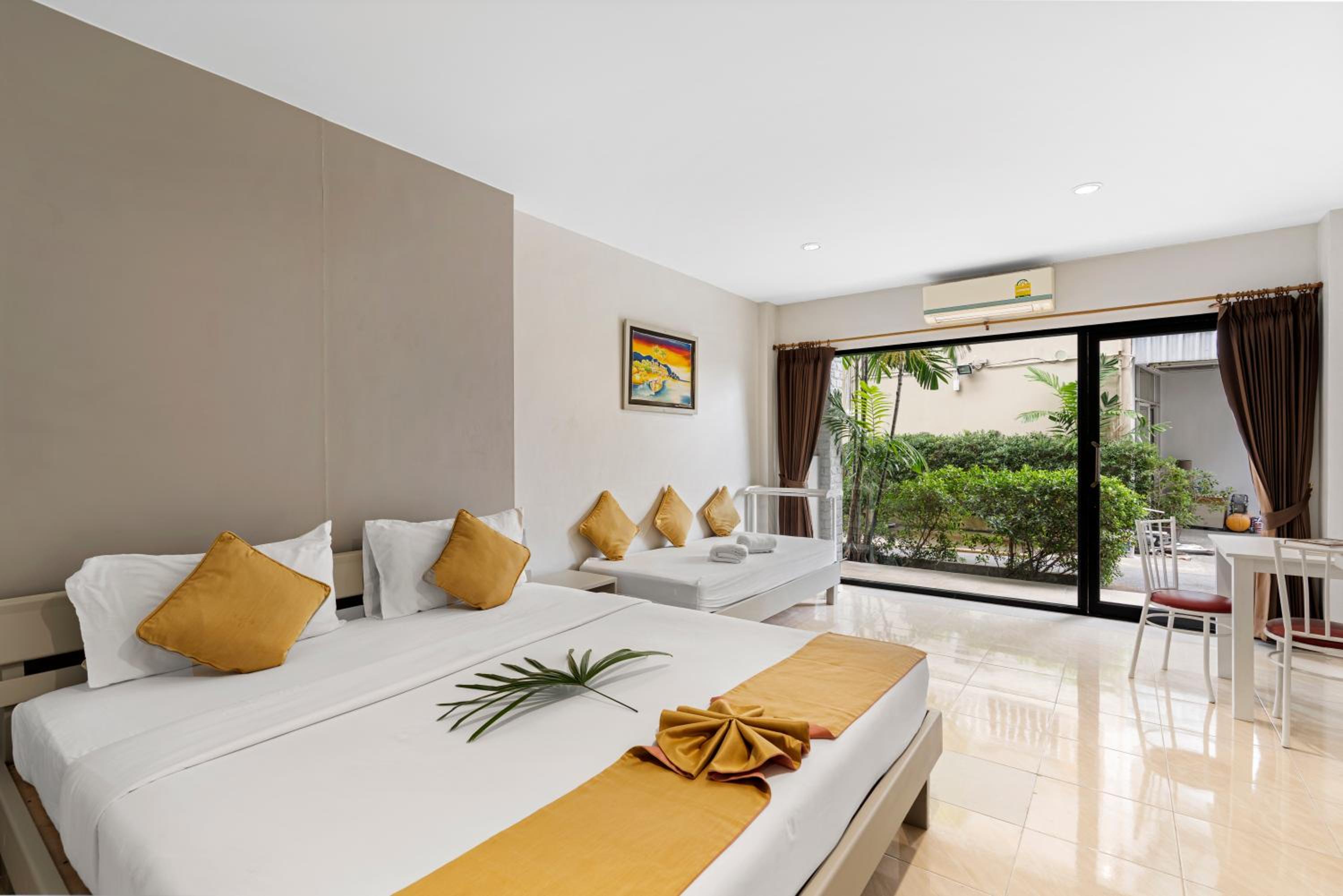 Superior Suite - Photo 1